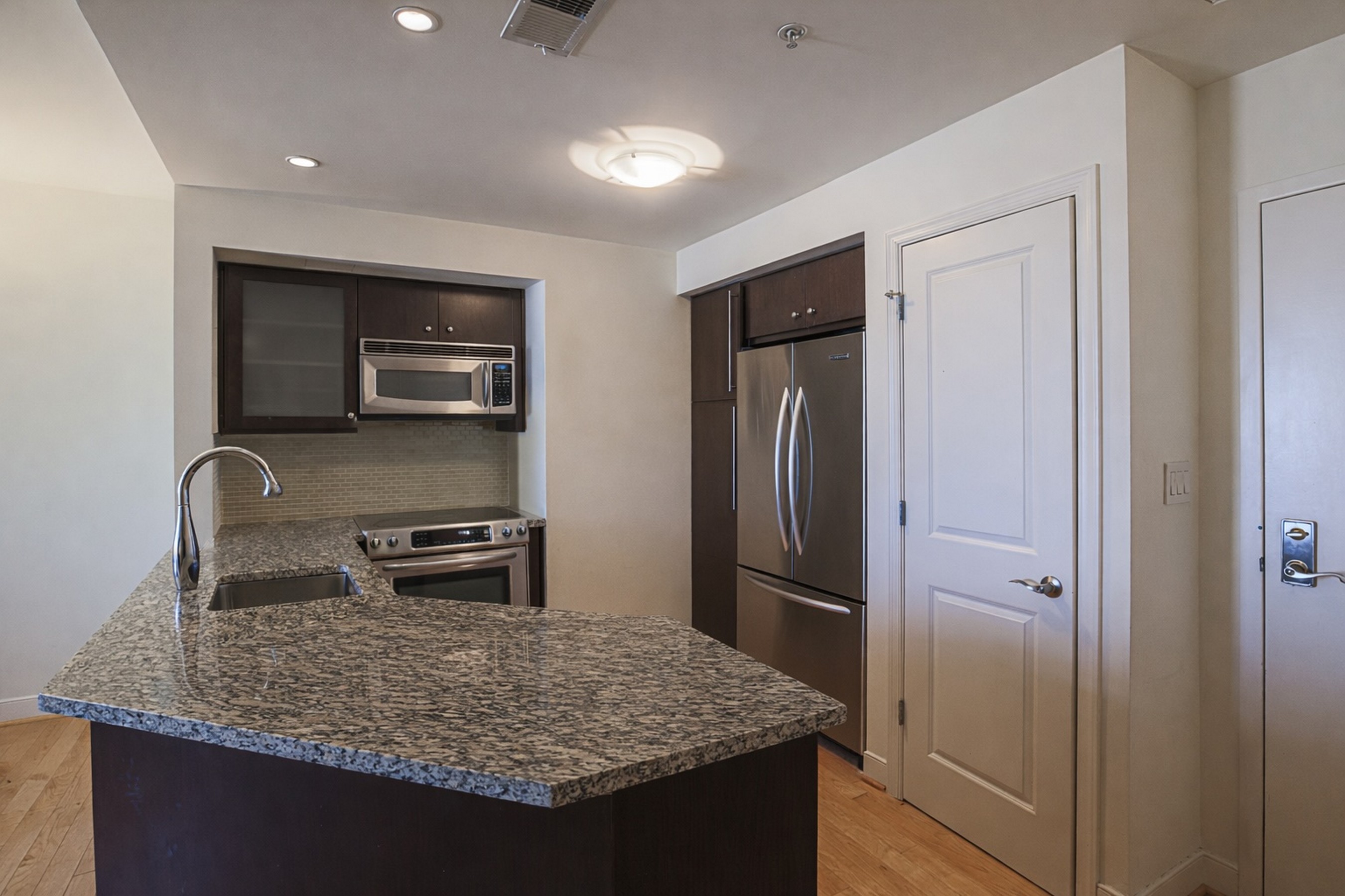  HARBOR EAST - 物件實景