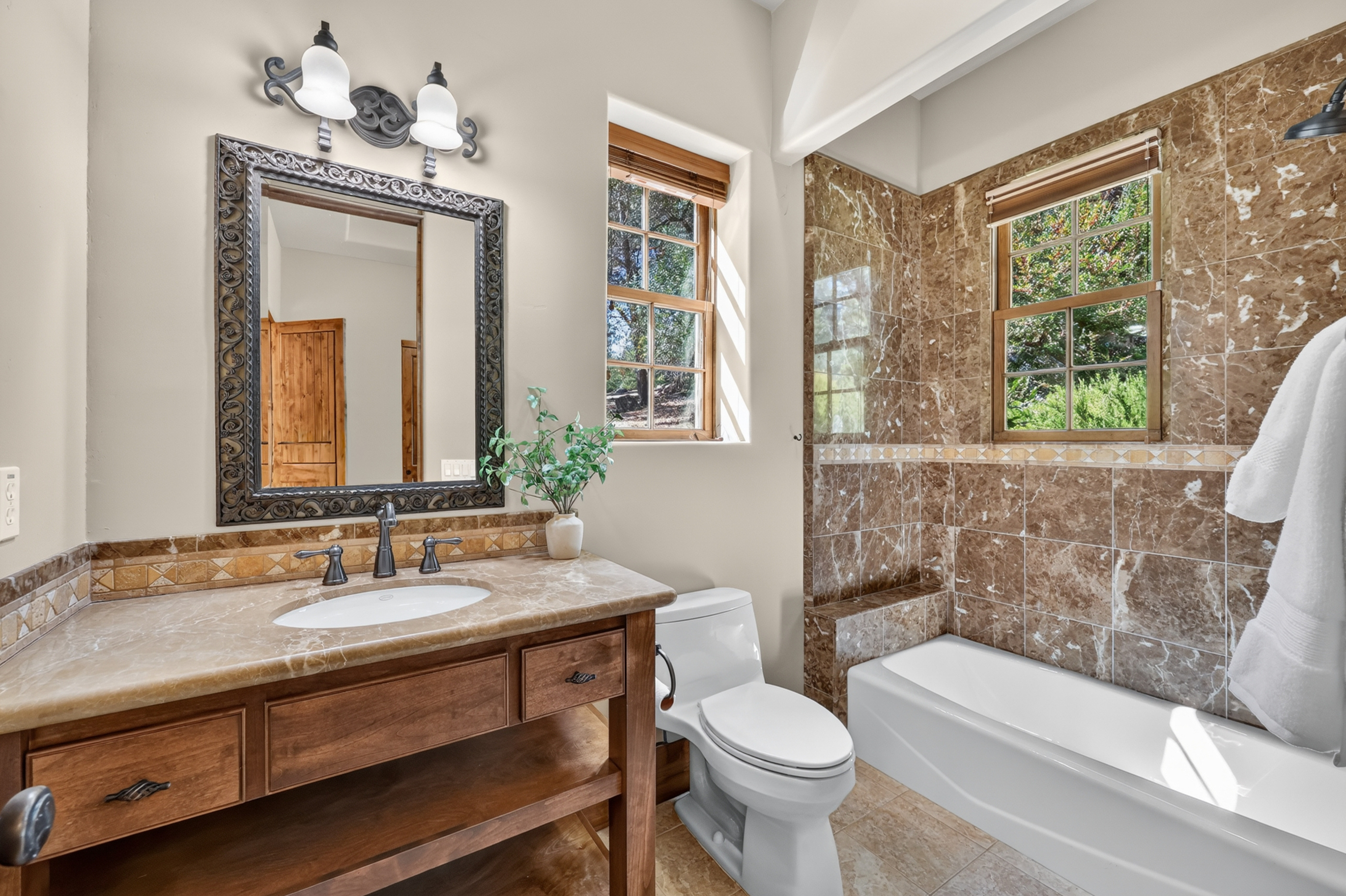  16279 Winchester Club Drive, Meadow Vista, CA 95722 - 物件實景