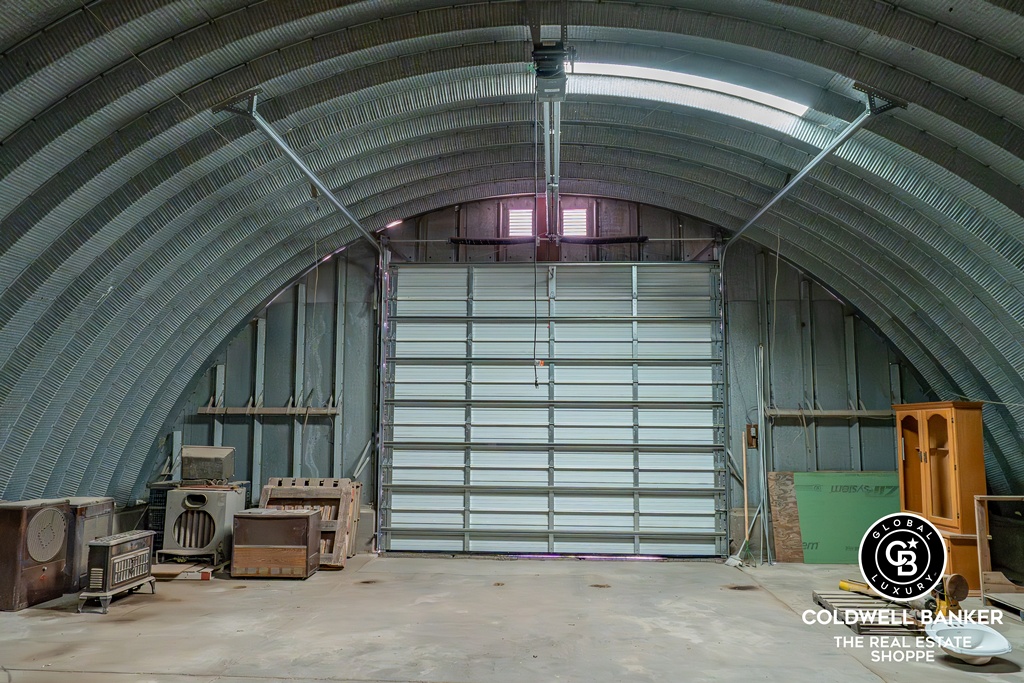 Garden City, Kansas, 67846, United States, 4 Bedrooms Bedrooms, ,Residential,For Sale,2003039