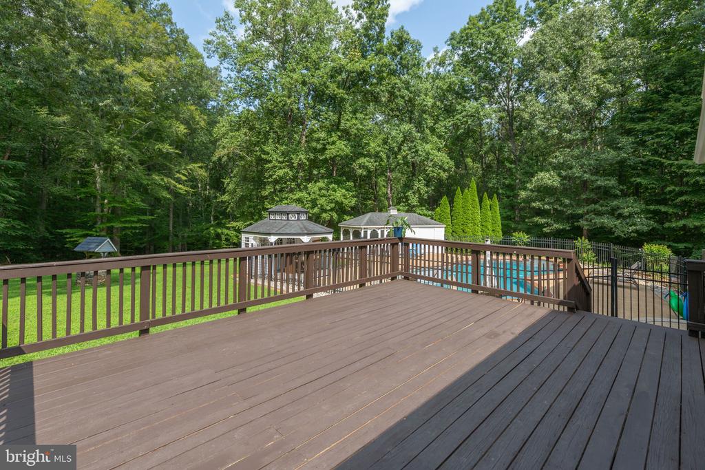 Fredericksburg, Virginia, 22406, United States, 4 Bedrooms Bedrooms, ,3 BathroomsBathrooms,Residential,For Sale,1914060