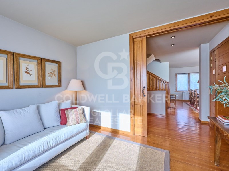 Isòvol, Catalonia, ES, 4 Bedrooms Bedrooms, ,4 BathroomsBathrooms,Residential,For Sale,1578046