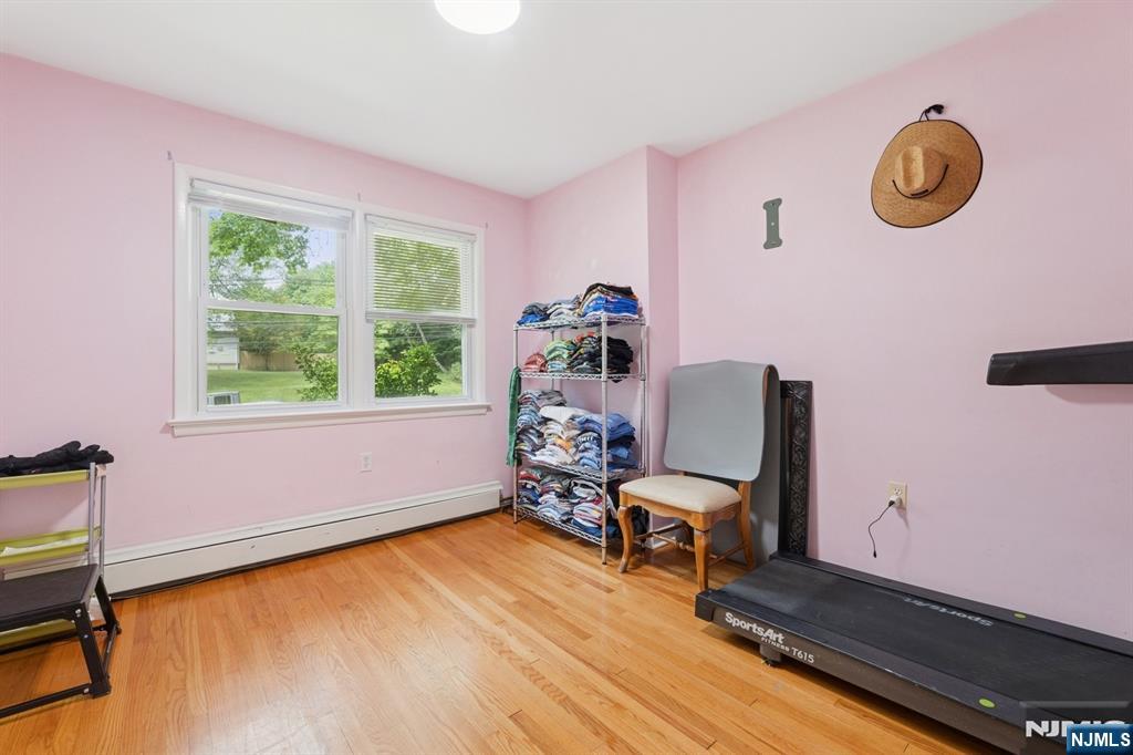 Hillsdale, New Jersey, 07642, United States, 5 Bedrooms Bedrooms, ,3 BathroomsBathrooms,Residential,For Sale,1885332
