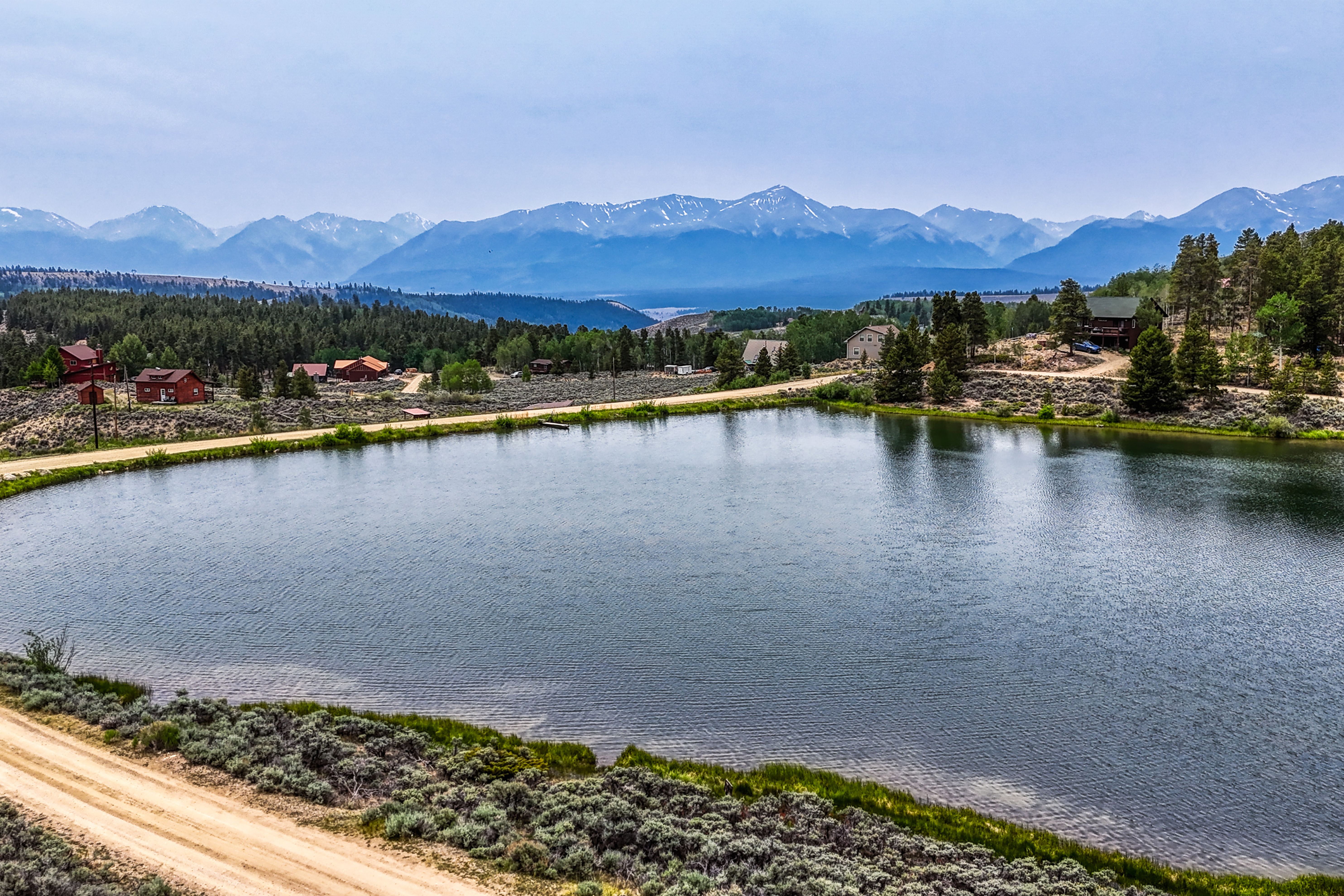  Remodeled Beaver Lakes Chalet with Lake & Mountain Views - 物件實景