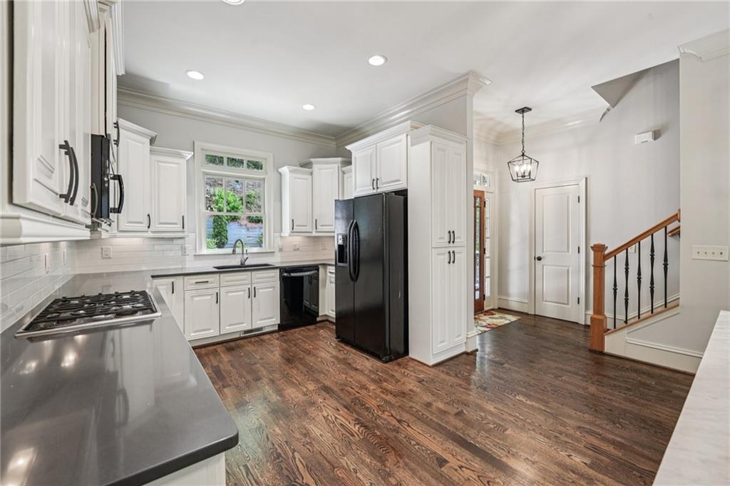 Big Canoe, Georgia, 30143, United States, 4 Bedrooms Bedrooms, ,5 BathroomsBathrooms,Residential,For Sale,1978711