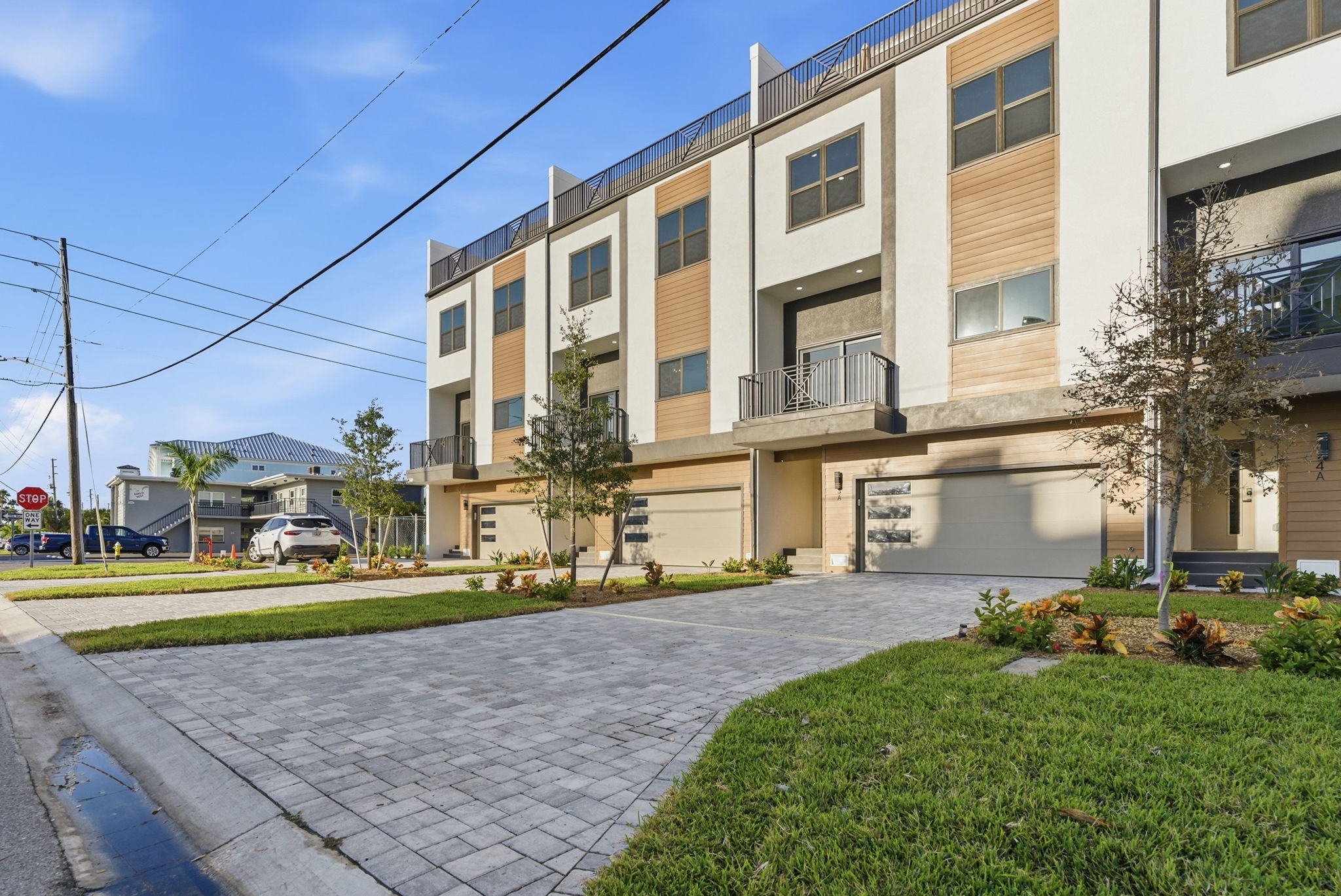 Treasure Island, Florida, 33706, United States, 5 Bedrooms Bedrooms, ,4 BathroomsBathrooms,Residential,For Sale,1887391