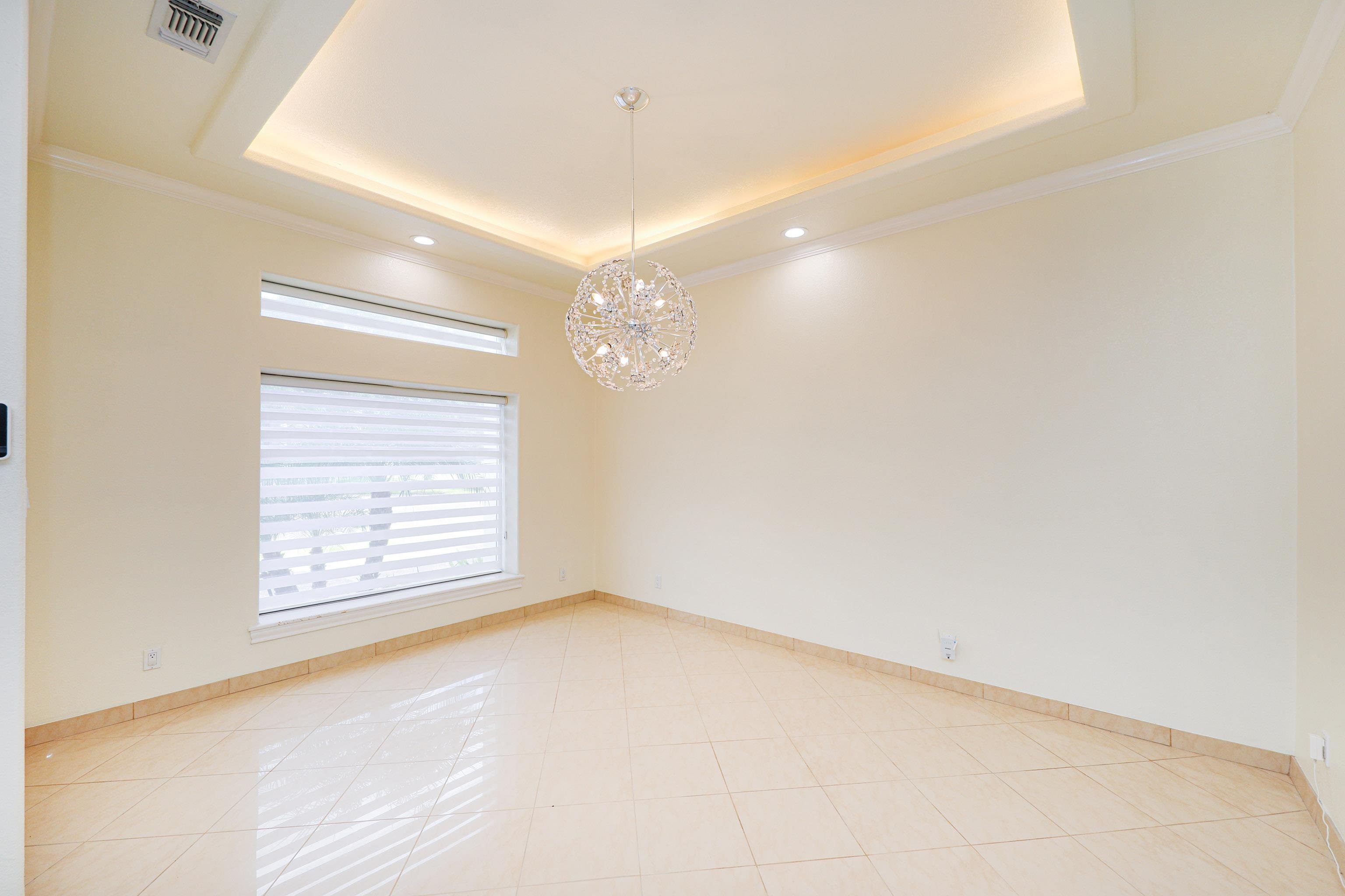 Laredo, Texas, 78041, United States, 4 Bedrooms Bedrooms, ,6 BathroomsBathrooms,Residential,For Sale,1883339
