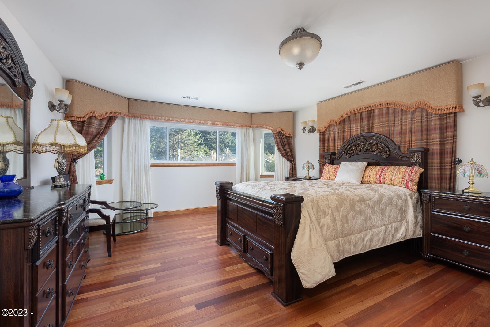 3775 Hwy 101 N, Yachats, Oregon, 97498, United States, 4 Bedrooms Bedrooms, ,6 BathroomsBathrooms,Residential,For Sale,3775 Hwy 101 N,1431474