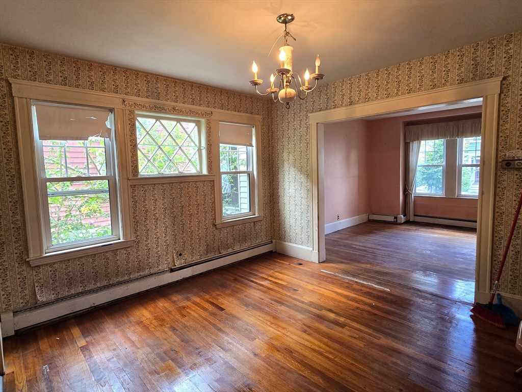 Cambridge, Massachusetts, 02138, United States, 6 Bedrooms Bedrooms, ,3 BathroomsBathrooms,Residential,For Sale,2000907