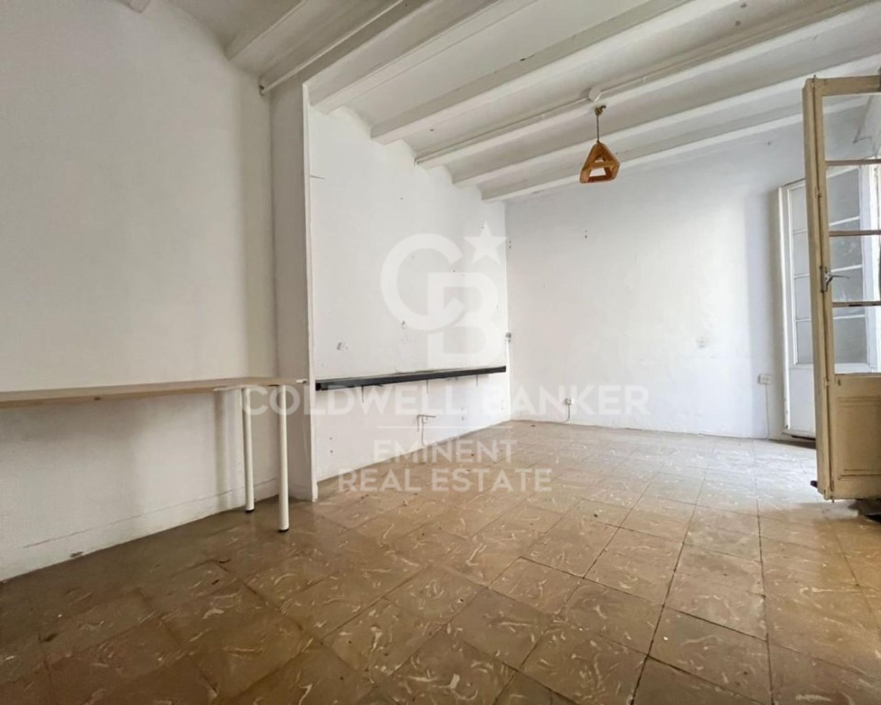 Barcelona, Catalonia, ES, 4 Bedrooms Bedrooms, ,2 BathroomsBathrooms,Residential,For Sale,1838974