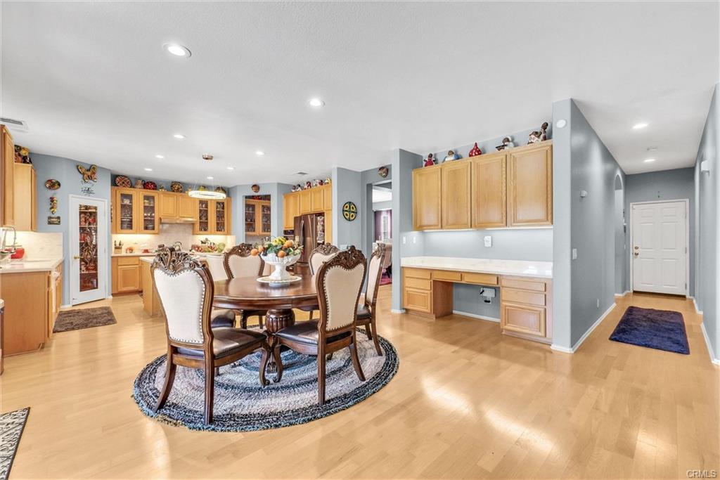 Eastvale, California, 91752, United States, 5 Bedrooms Bedrooms, ,4 BathroomsBathrooms,Residential,For Sale,1825182