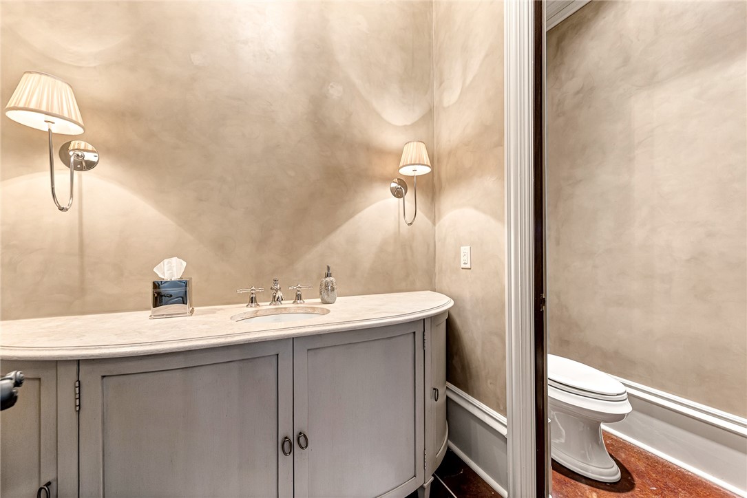 Rogers, Arkansas, 72758, United States, 3 Bedrooms Bedrooms, ,5 BathroomsBathrooms,Residential,For Sale,1857707