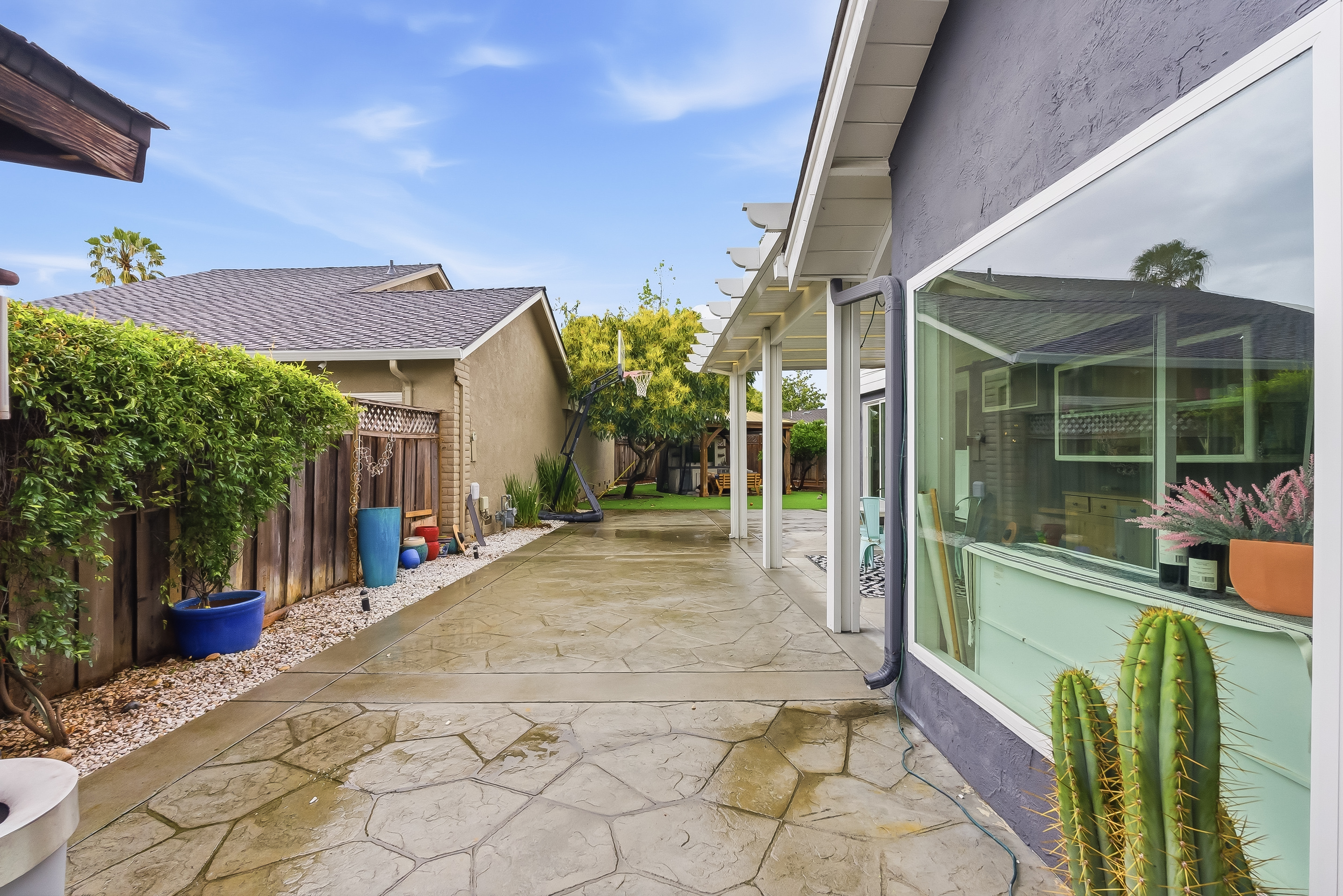  Shreen Court Charming Cul-de-Sac Home - 物件實景