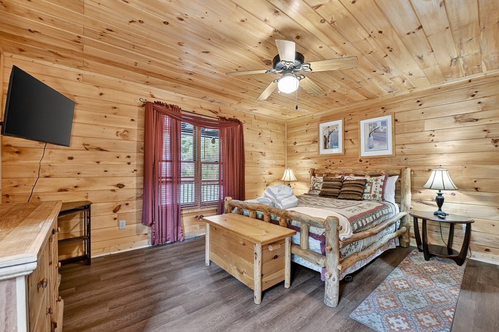 Ellijay, Georgia, 30540, United States, 3 Bedrooms Bedrooms, ,3 BathroomsBathrooms,Residential,For Sale,1916949