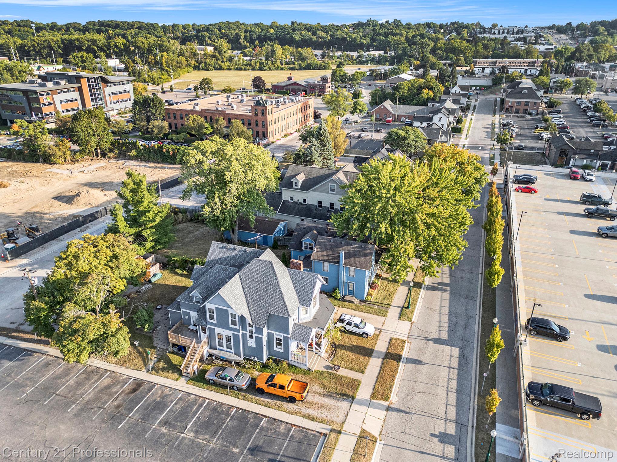 Rochester, Michigan, 48307, United States, ,4 BathroomsBathrooms,Residential,For Sale,1983342