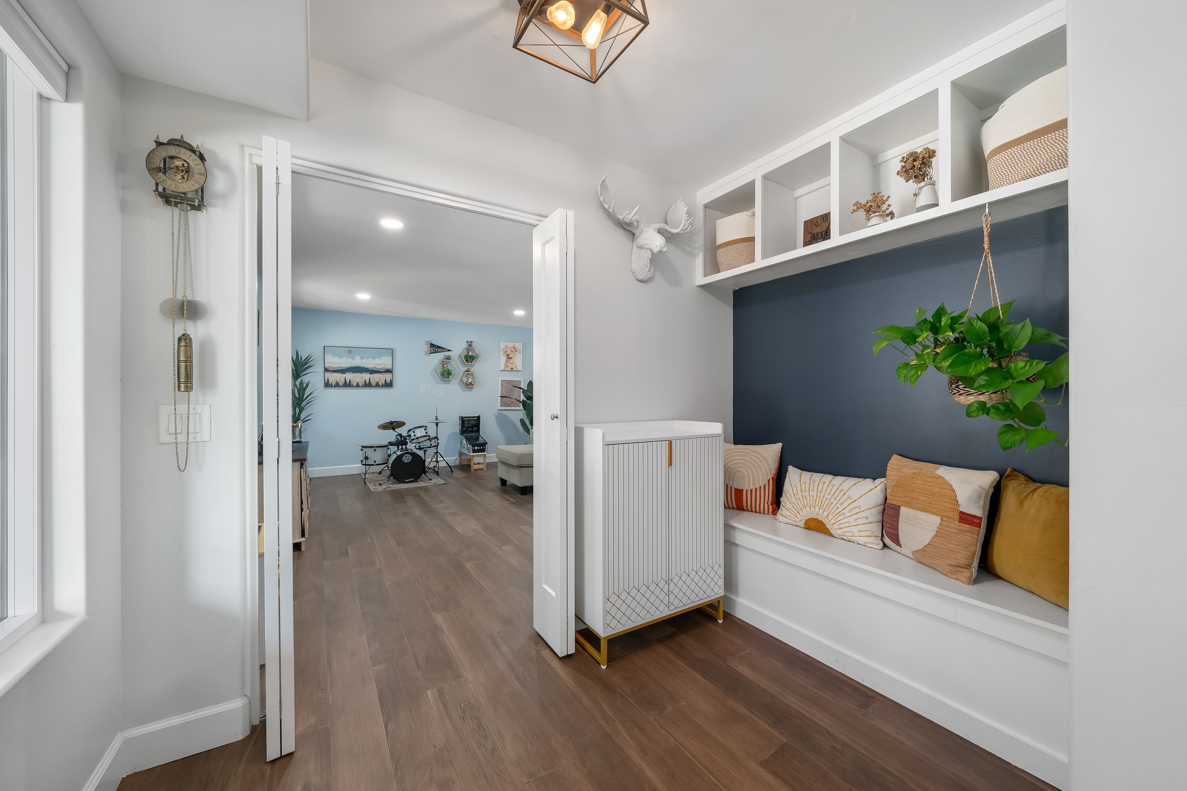  California Coastal Living Meets Modern Farmhouse Design - 物件實景