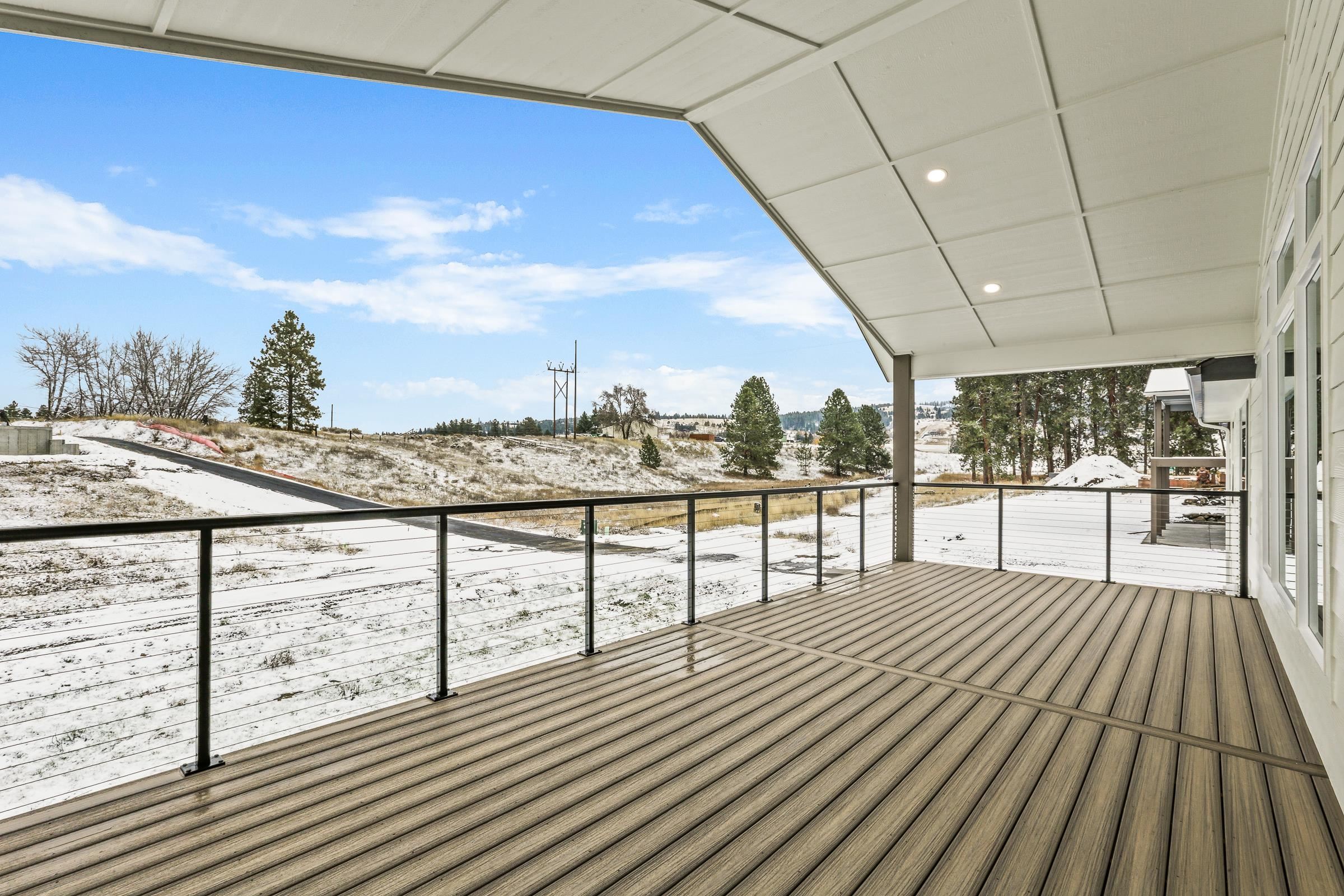 Spokane, Washington, 99223, United States, 5 Bedrooms Bedrooms, ,4 BathroomsBathrooms,Residential,For Sale,2002935