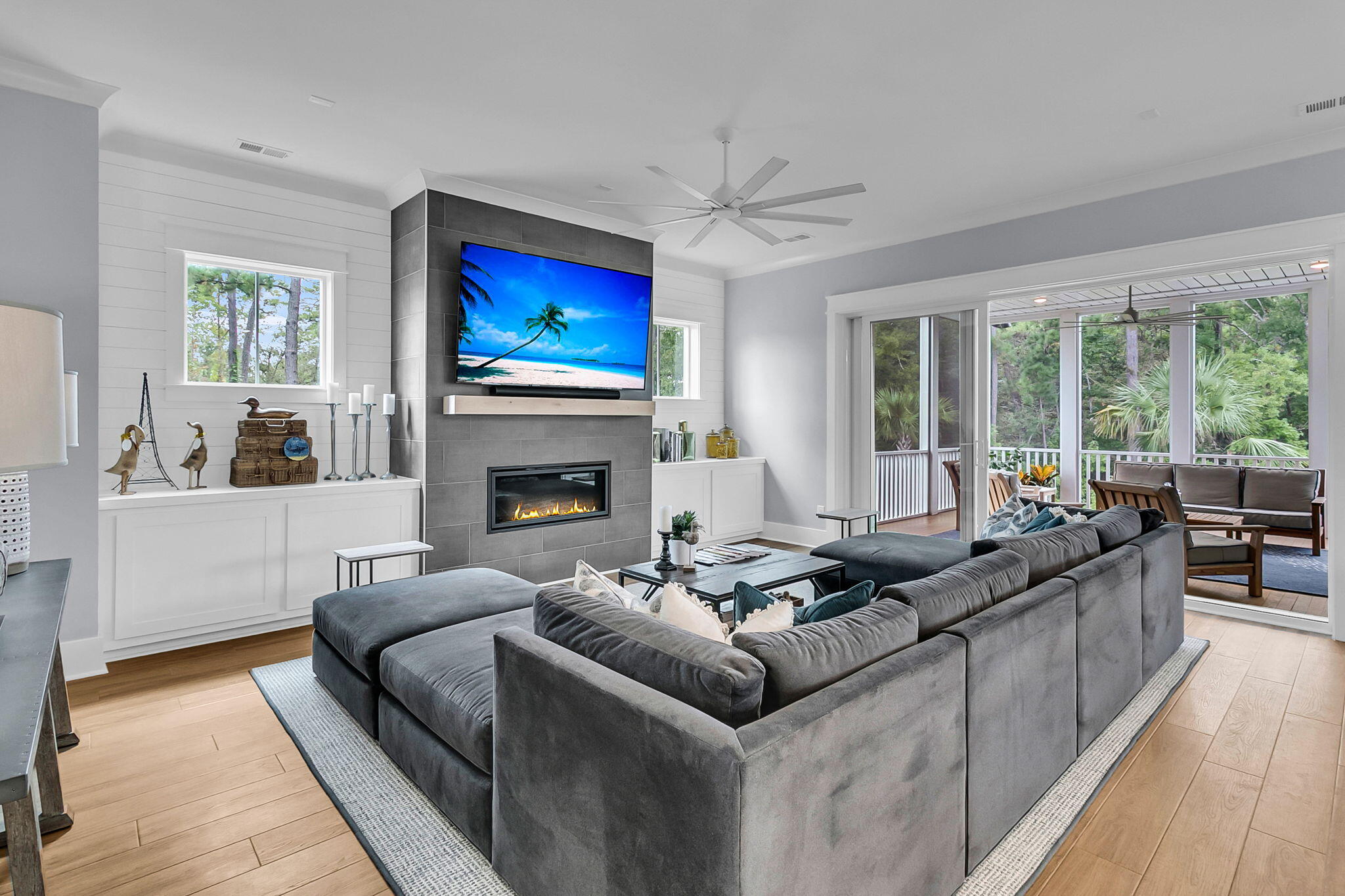 Charleston, South Carolina, 29492, United States, 4 Bedrooms Bedrooms, ,4 BathroomsBathrooms,Residential,For Sale,1979260