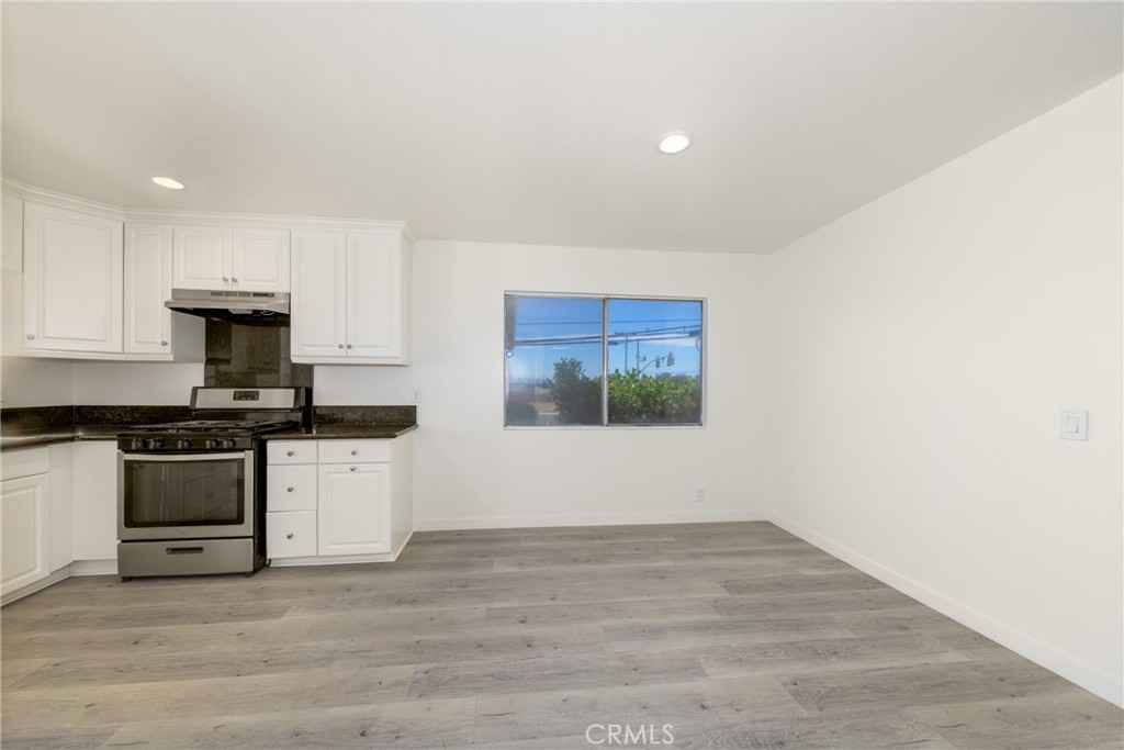 Ontario, California, 91762, United States, 4 Bedrooms Bedrooms, ,2 BathroomsBathrooms,Residential,For Sale,1930288