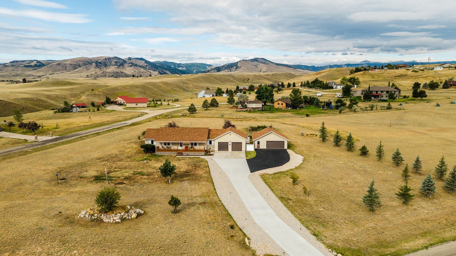 Buffalo, Wyoming, 82834, United States, 3 Bedrooms Bedrooms, ,2 BathroomsBathrooms,Residential,For Sale,1982571