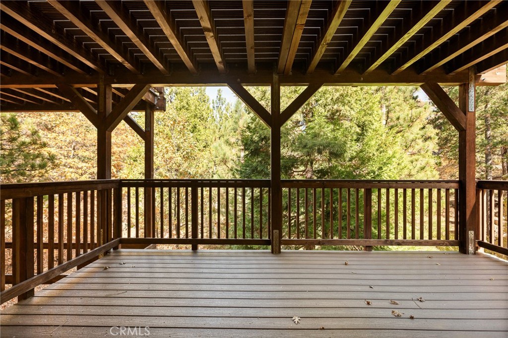 Lake Arrowhead, California, 92352, United States, 4 Bedrooms Bedrooms, ,5 BathroomsBathrooms,Residential,For Sale,1989465