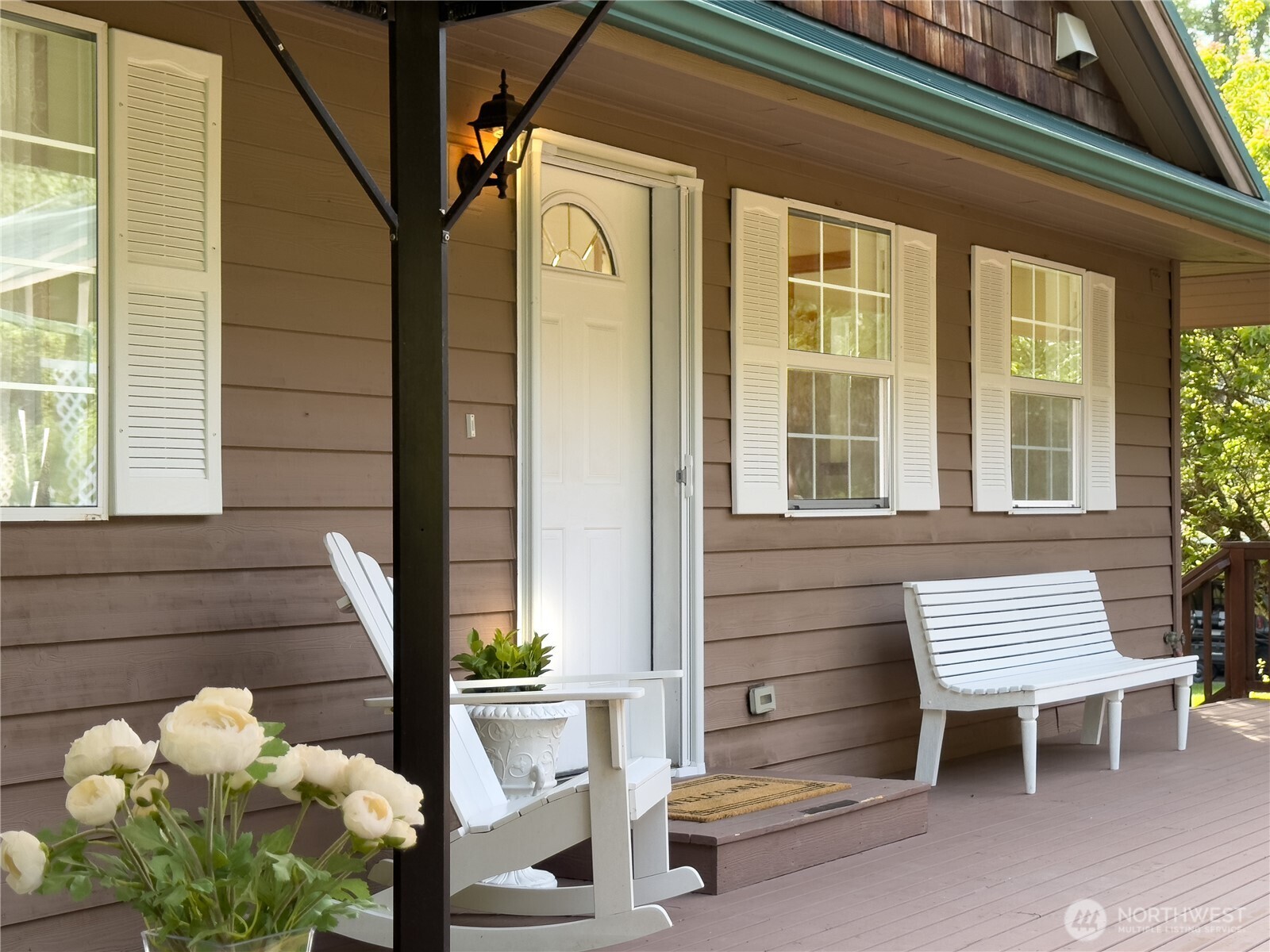 Hat Island, Washington, 98206, United States, 2 Bedrooms Bedrooms, ,2 BathroomsBathrooms,Residential,For Sale,1975923