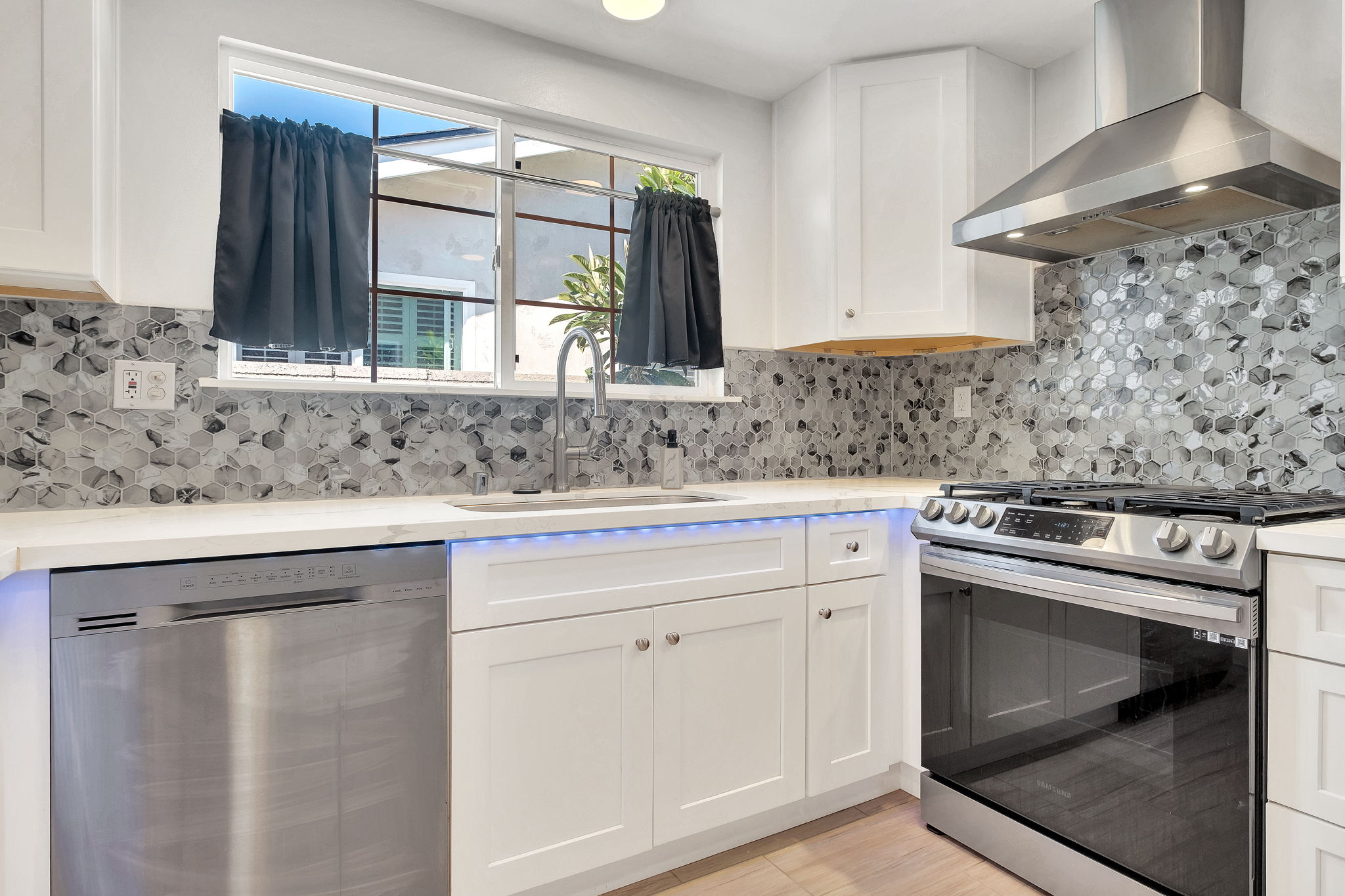  108 W 229th Pl, Carson, CA 90745 - 物件實景