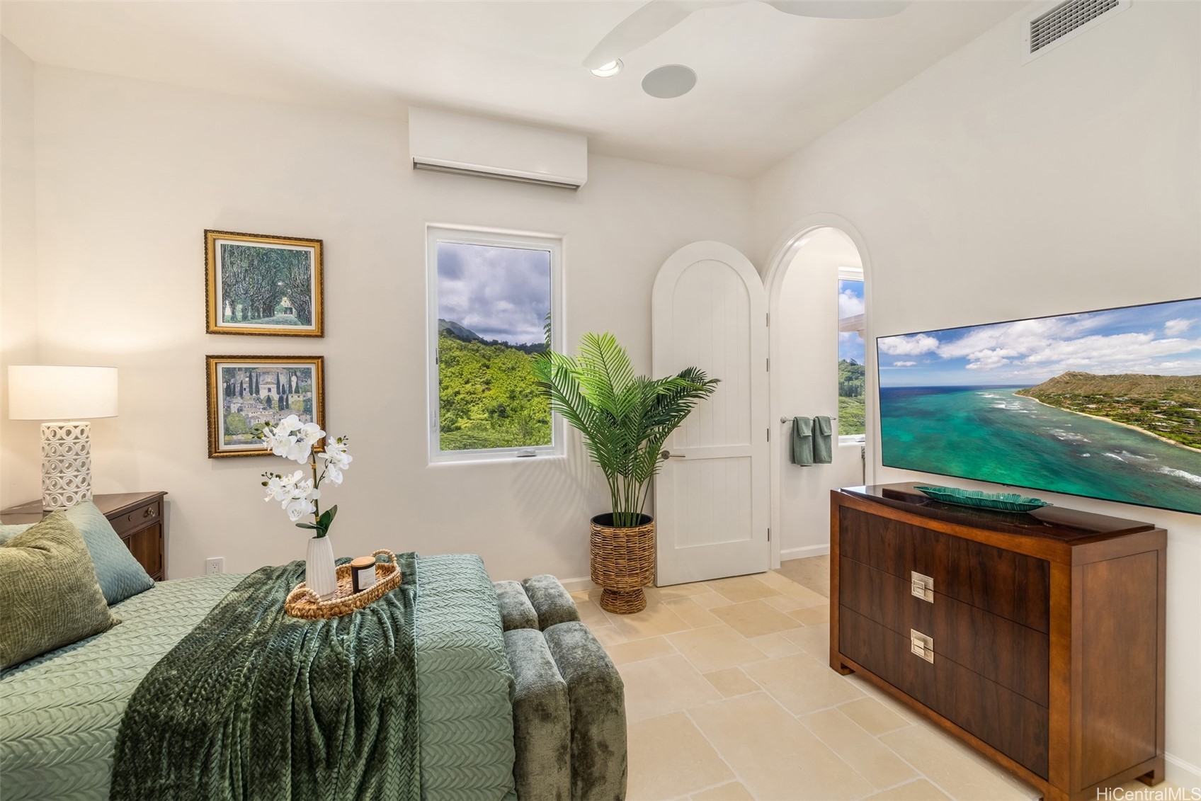 Kaneohe, Hawaii, 96744, United States, 5 Bedrooms Bedrooms, ,7 BathroomsBathrooms,Residential,For Sale,1916929