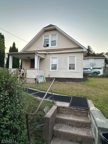 Haledon Boro, New Jersey, 07508, United States, 4 Bedrooms Bedrooms, ,3 BathroomsBathrooms,Residential,For Sale,1978211