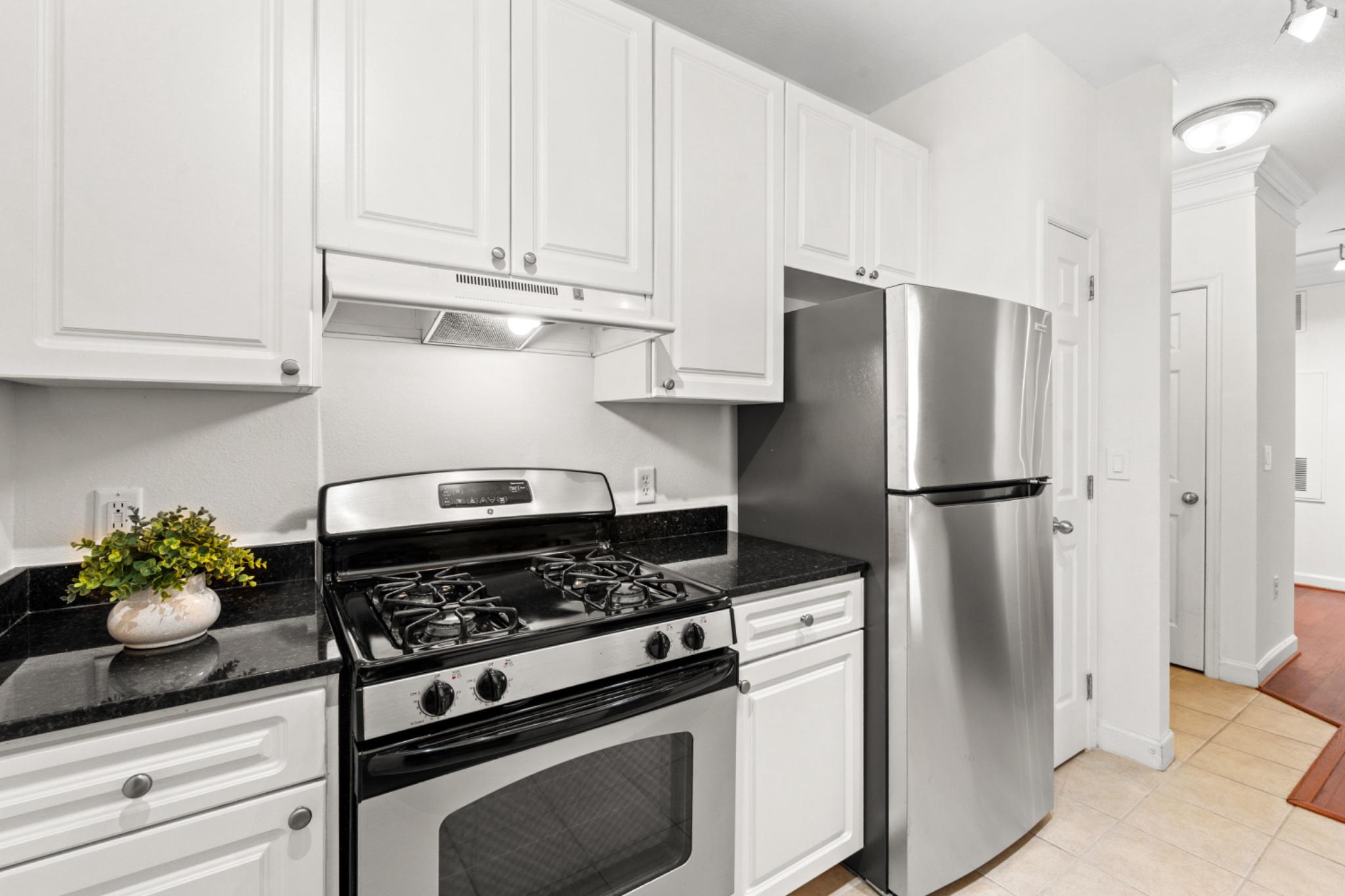  501 Hungerford Drive, Rockville, MD, 20850 - 物件實景