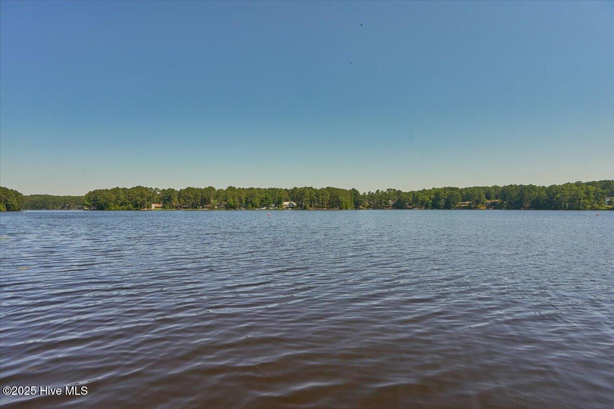 Whispering Pines, North Carolina, 28327, United States, 2 Bedrooms Bedrooms, ,2 BathroomsBathrooms,Residential,For Sale,1997179