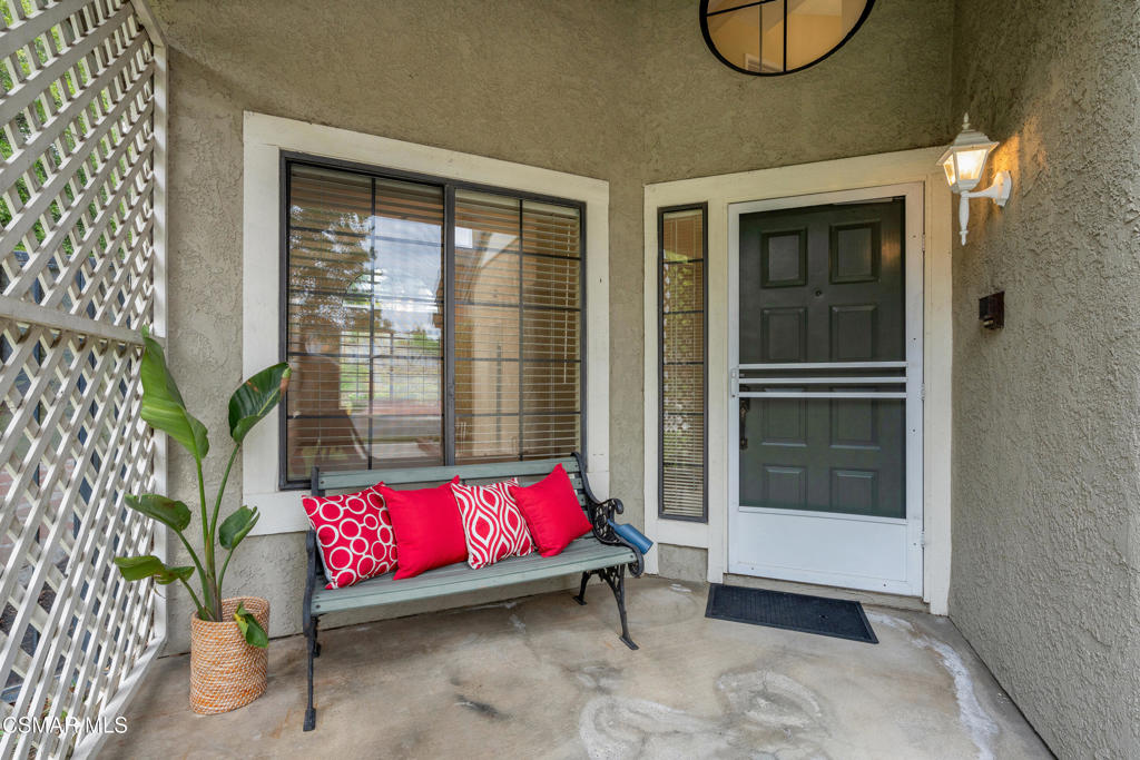 Agoura Hills, California, 91301, United States, 3 Bedrooms Bedrooms, ,3 BathroomsBathrooms,Residential,For Sale,1989584