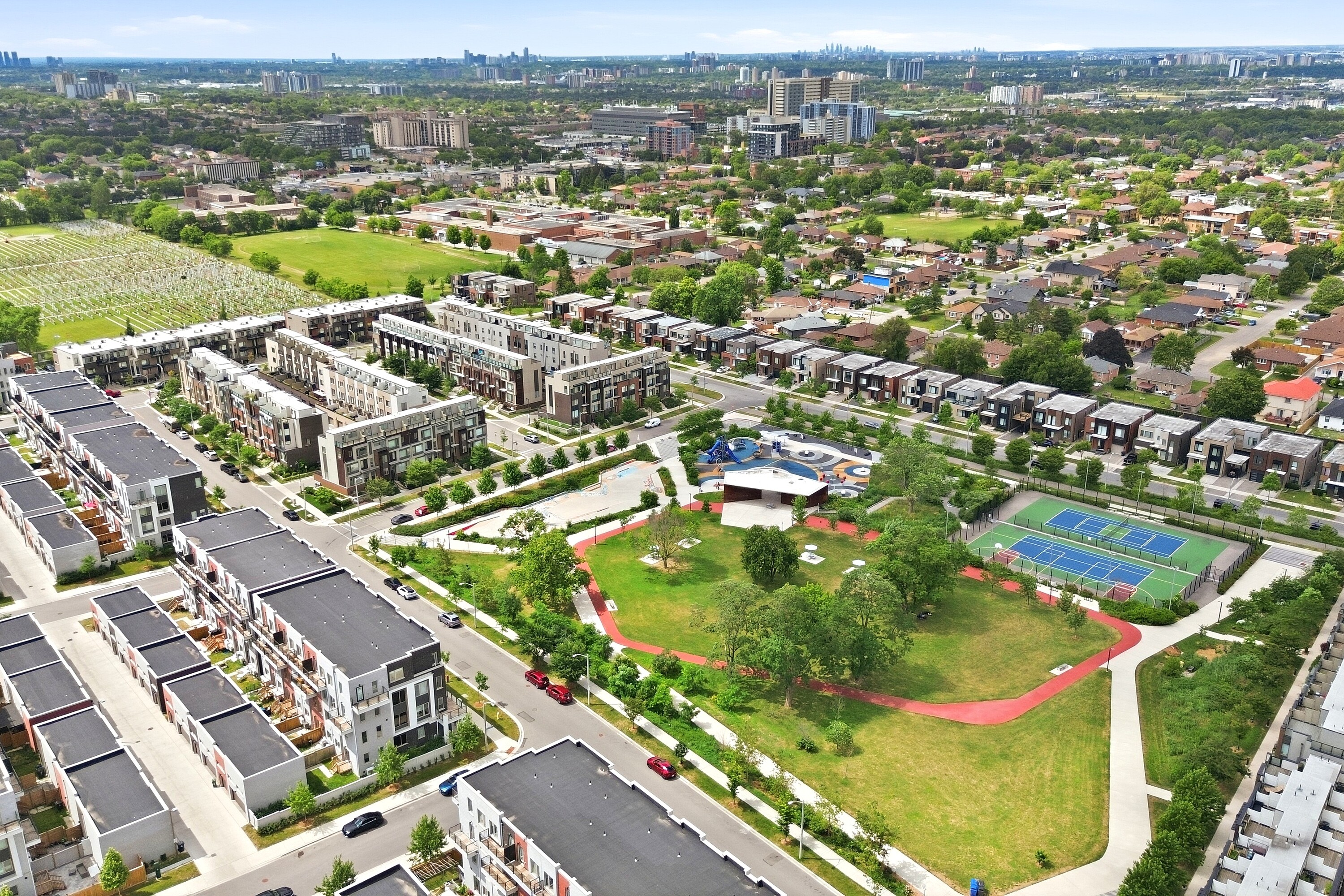  Steps to Downsview Park - 物件實景