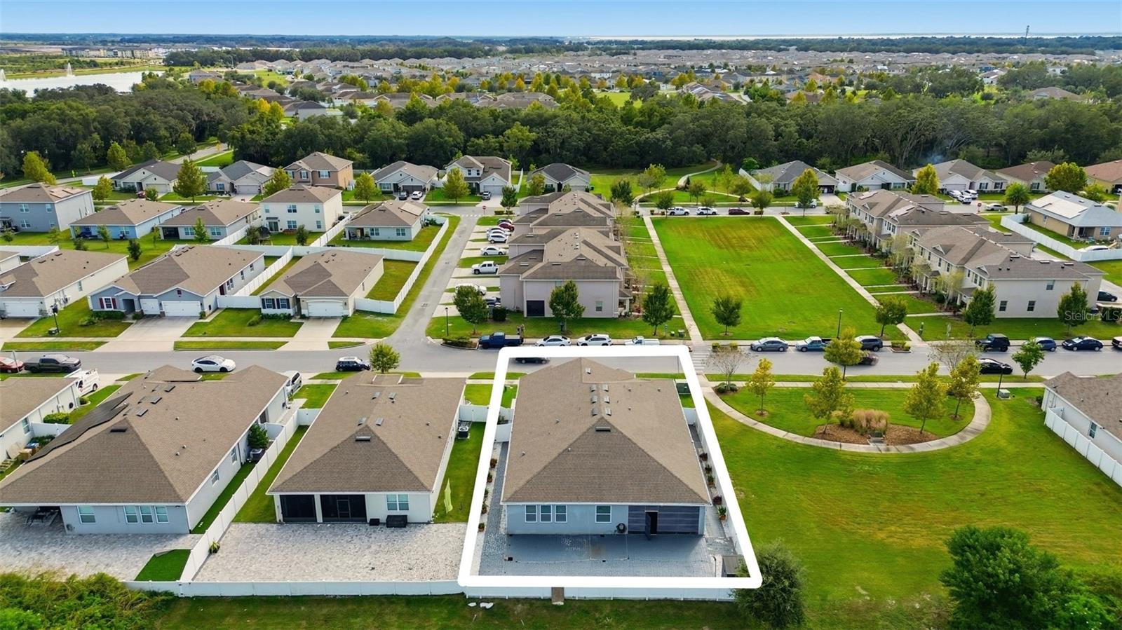 KISSIMMEE, Florida, 34744, United States, 4 Bedrooms Bedrooms, ,4 BathroomsBathrooms,Residential,For Sale,1986116