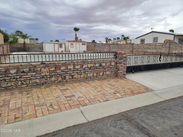 54th St, Yuma, AZ 85367 #1