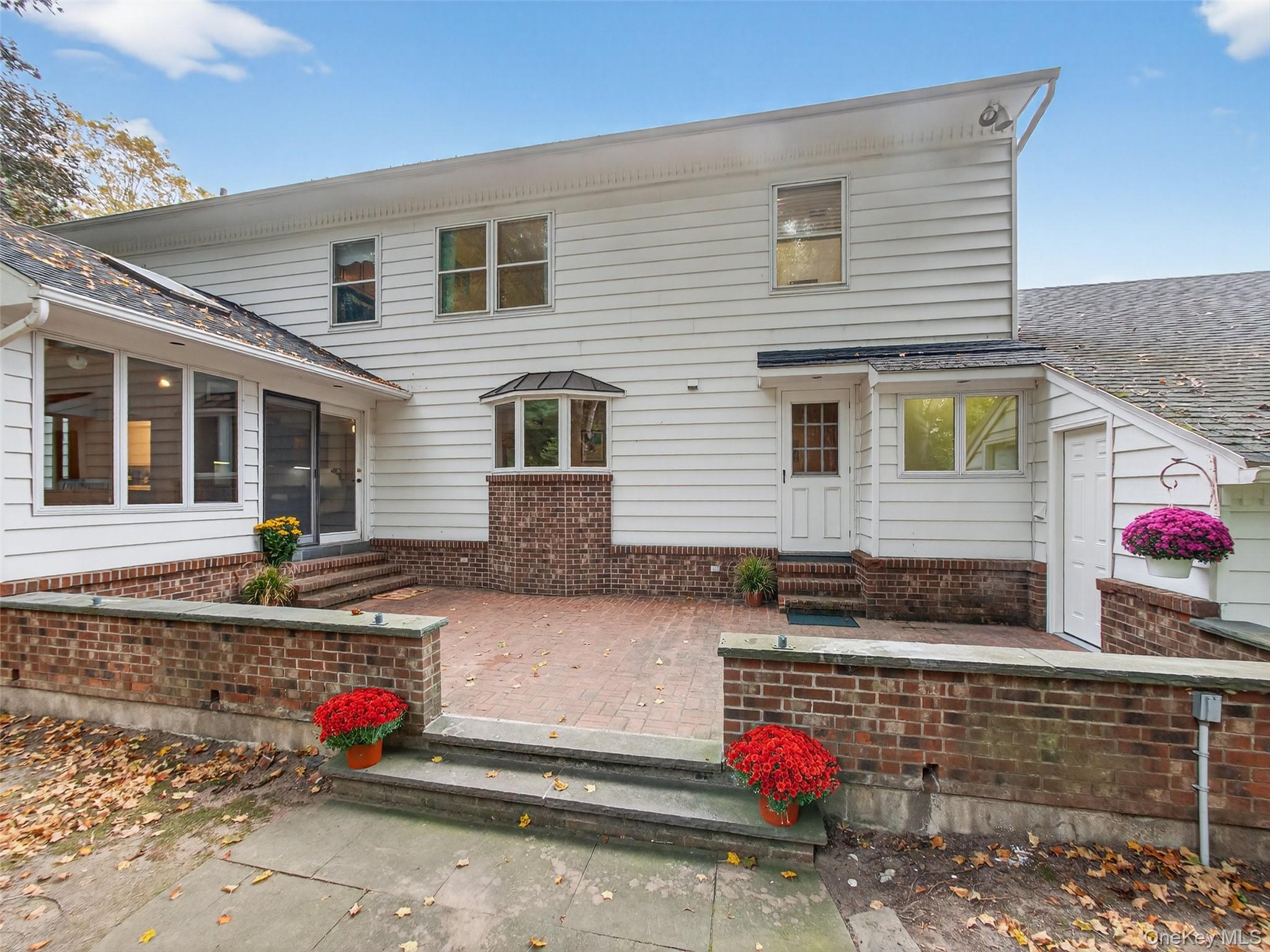 Montebello, New York, 10901, United States, 5 Bedrooms Bedrooms, ,4 BathroomsBathrooms,Residential,For Sale,1987706