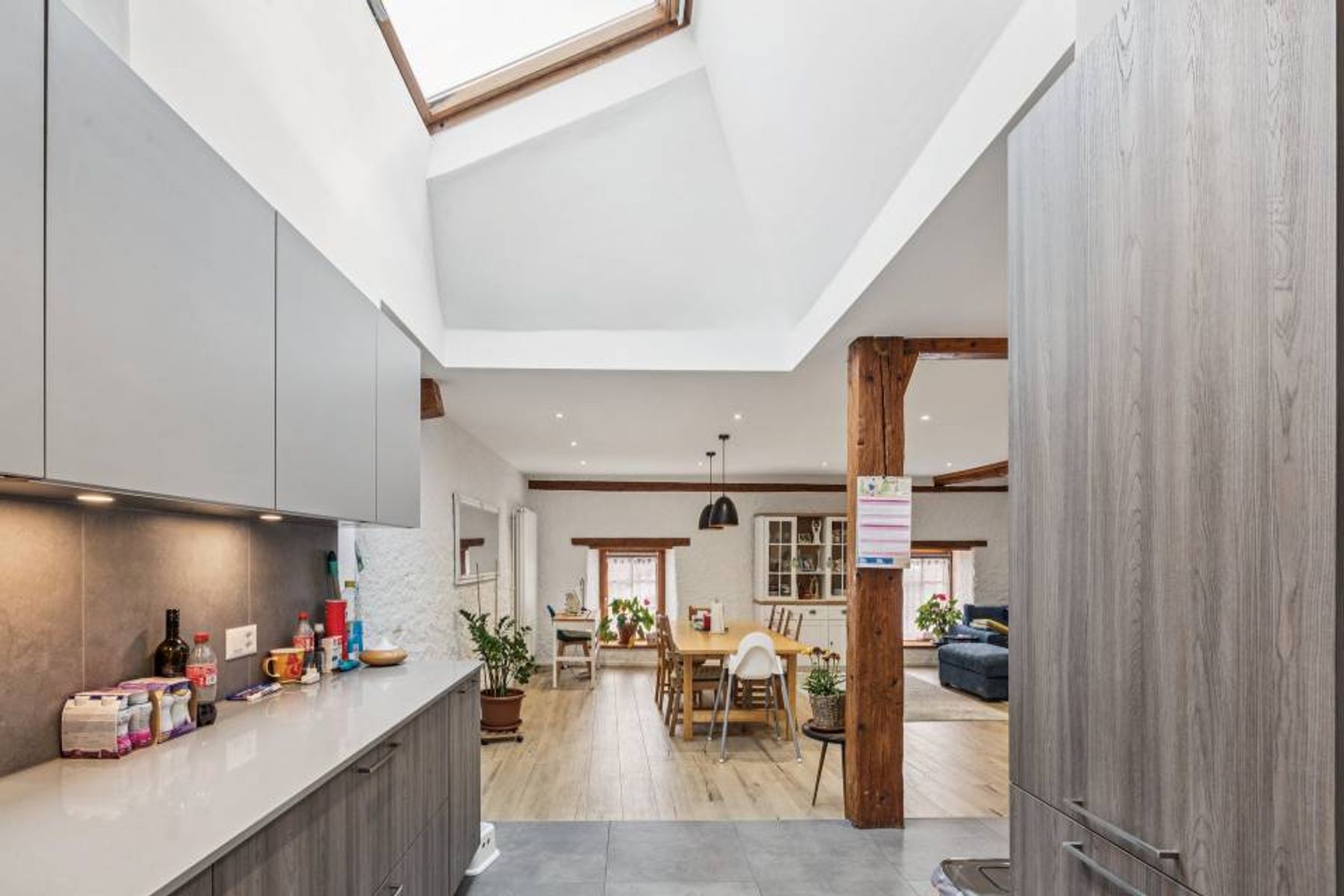  Authentic cachet and exceptional potential for this renovated property - 物件實景