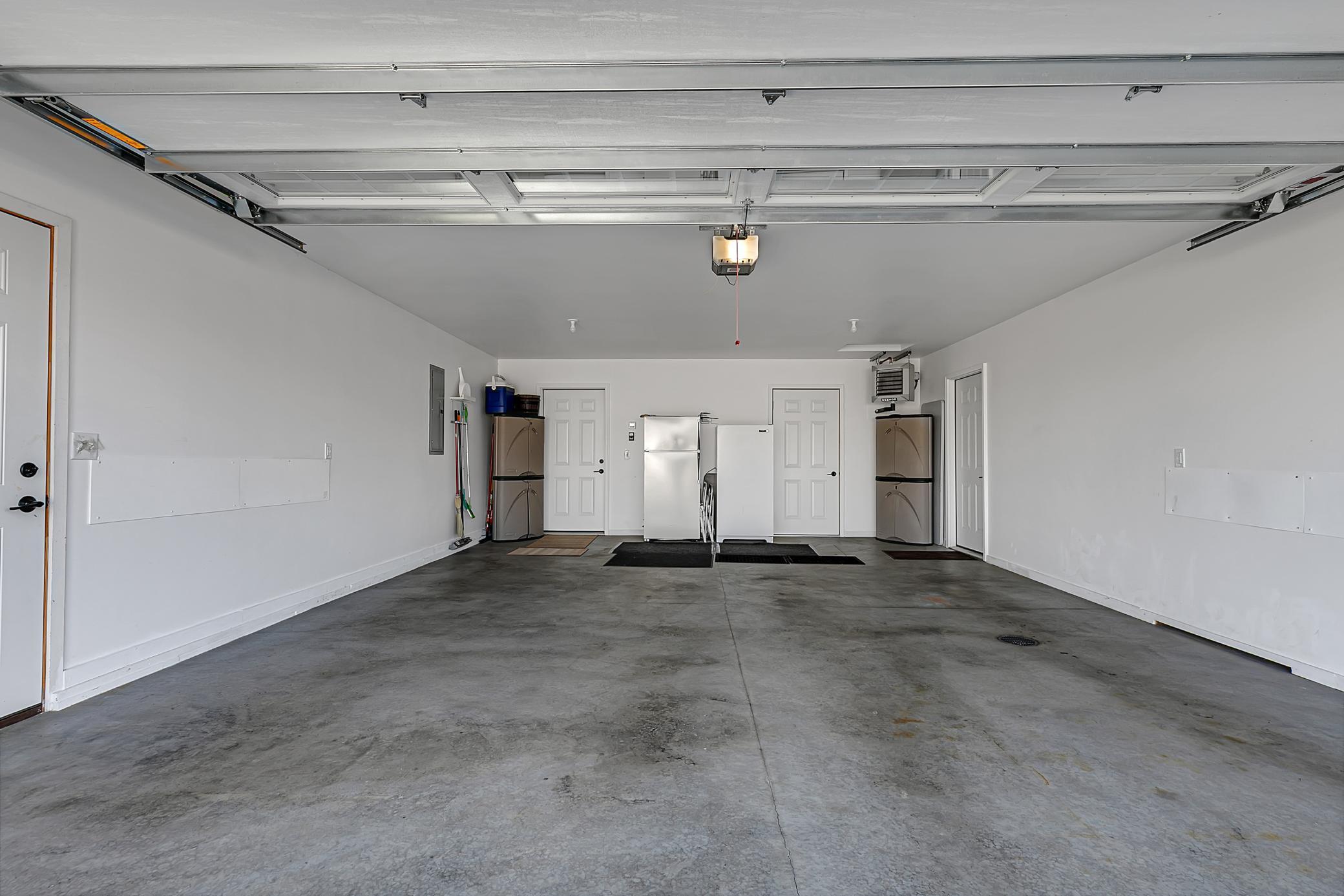 Saint Joseph, Minnesota, 56374, United States, 3 Bedrooms Bedrooms, ,2 BathroomsBathrooms,Residential,For Sale,1988630