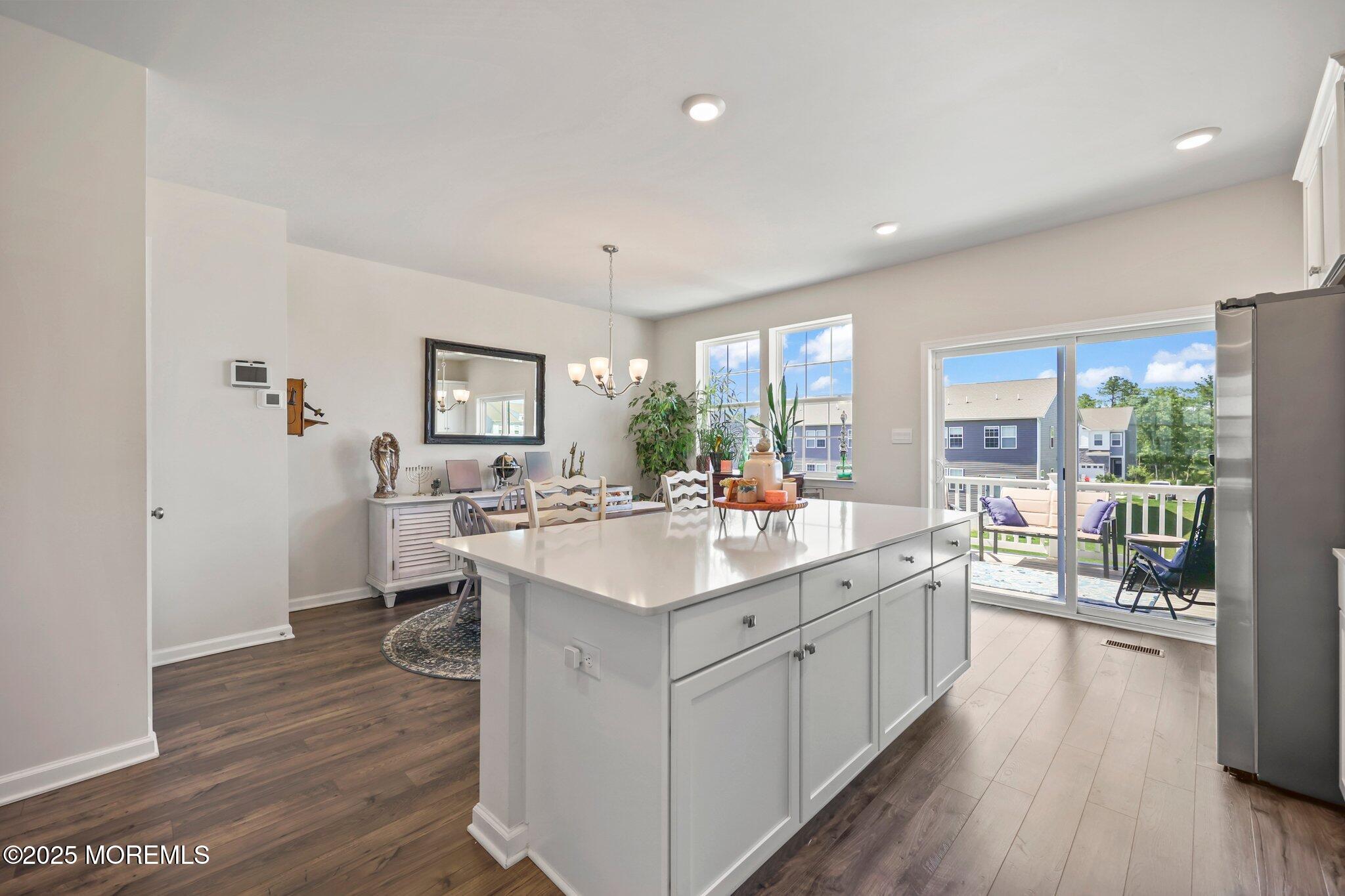 Jackson, New Jersey, 08527, United States, 3 Bedrooms Bedrooms, ,4 BathroomsBathrooms,Residential,For Sale,1979150