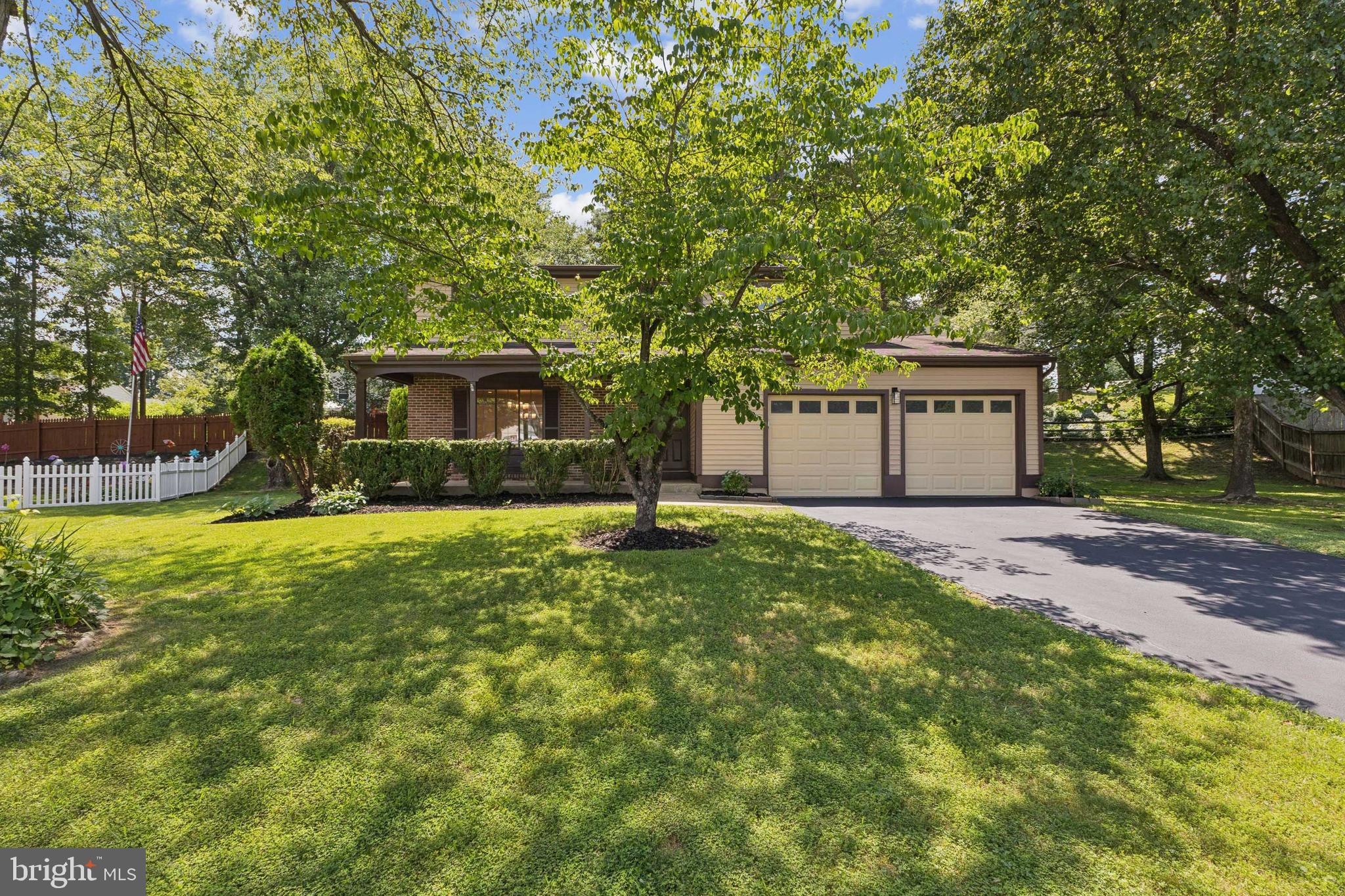 Woodbridge, Virginia, 22192, United States, 4 Bedrooms Bedrooms, ,4 BathroomsBathrooms,Residential,For Sale,1975493