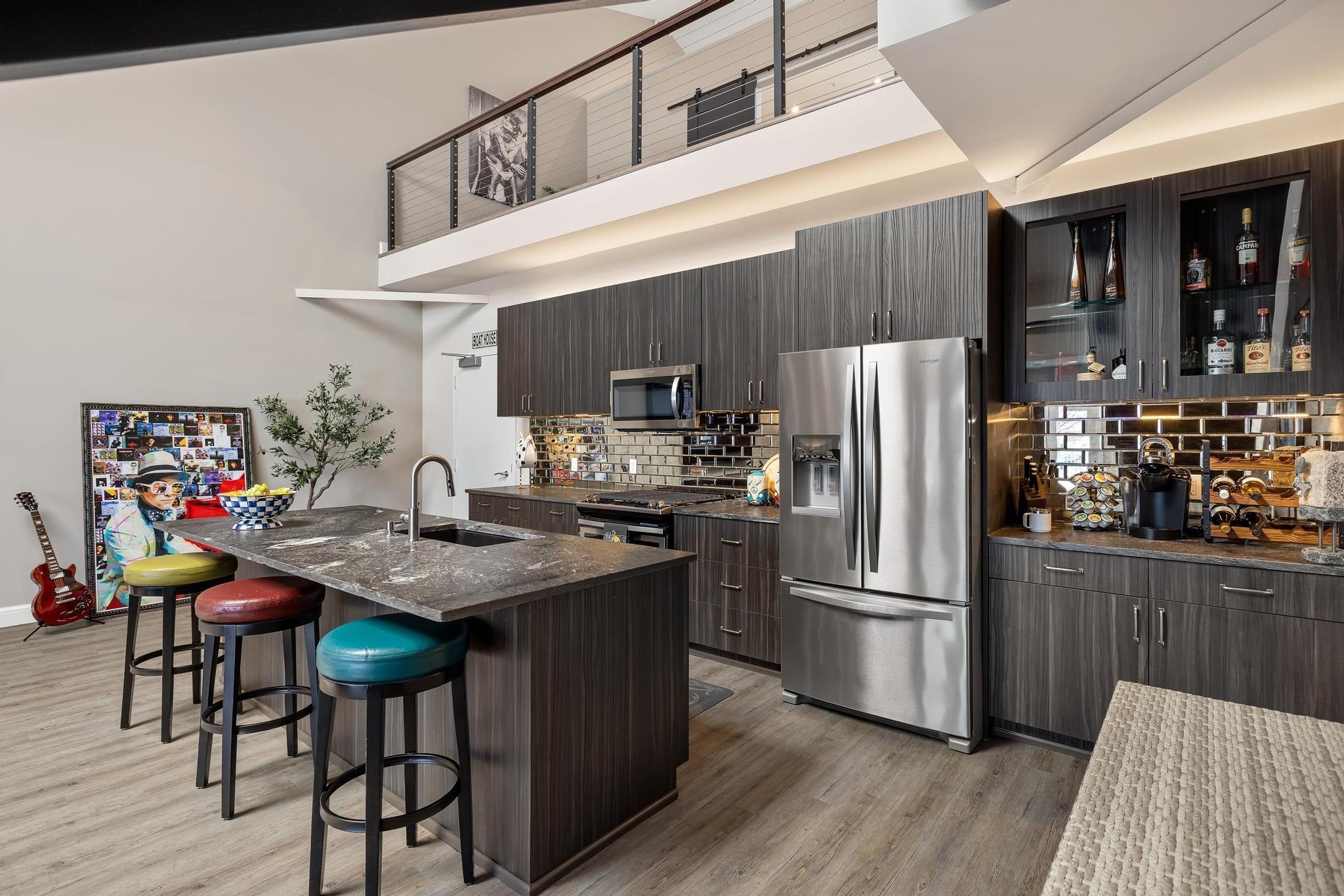 Harrison Twp, Michigan, 48045, United States, 2 Bedrooms Bedrooms, ,3 BathroomsBathrooms,Residential,For Sale,1979598