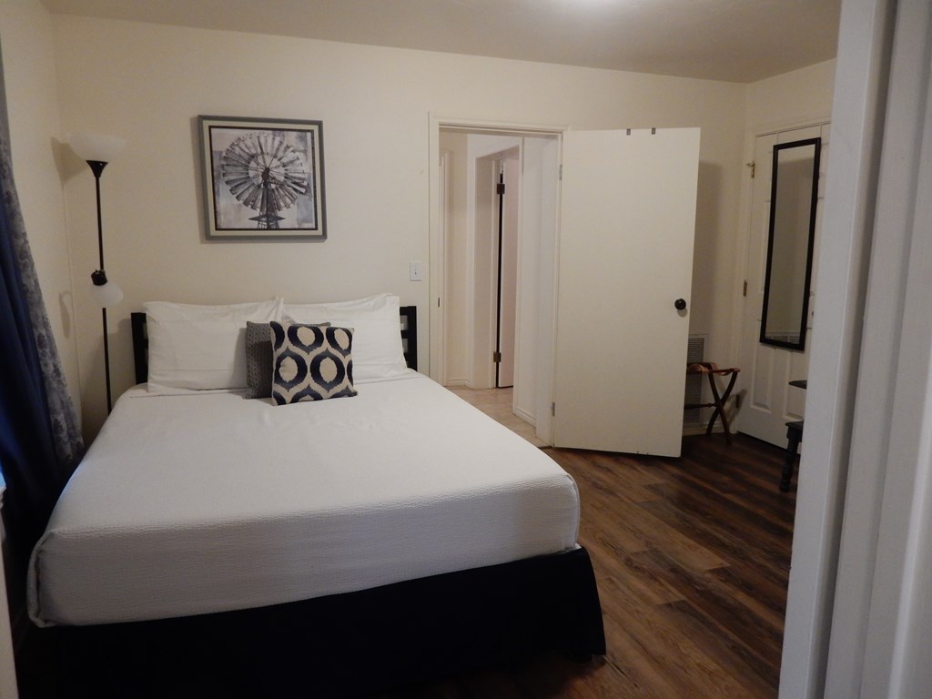 Fredericksburg, Texas, 78624, United States, 3 Bedrooms Bedrooms, ,2 BathroomsBathrooms,Residential,For Sale,1842373