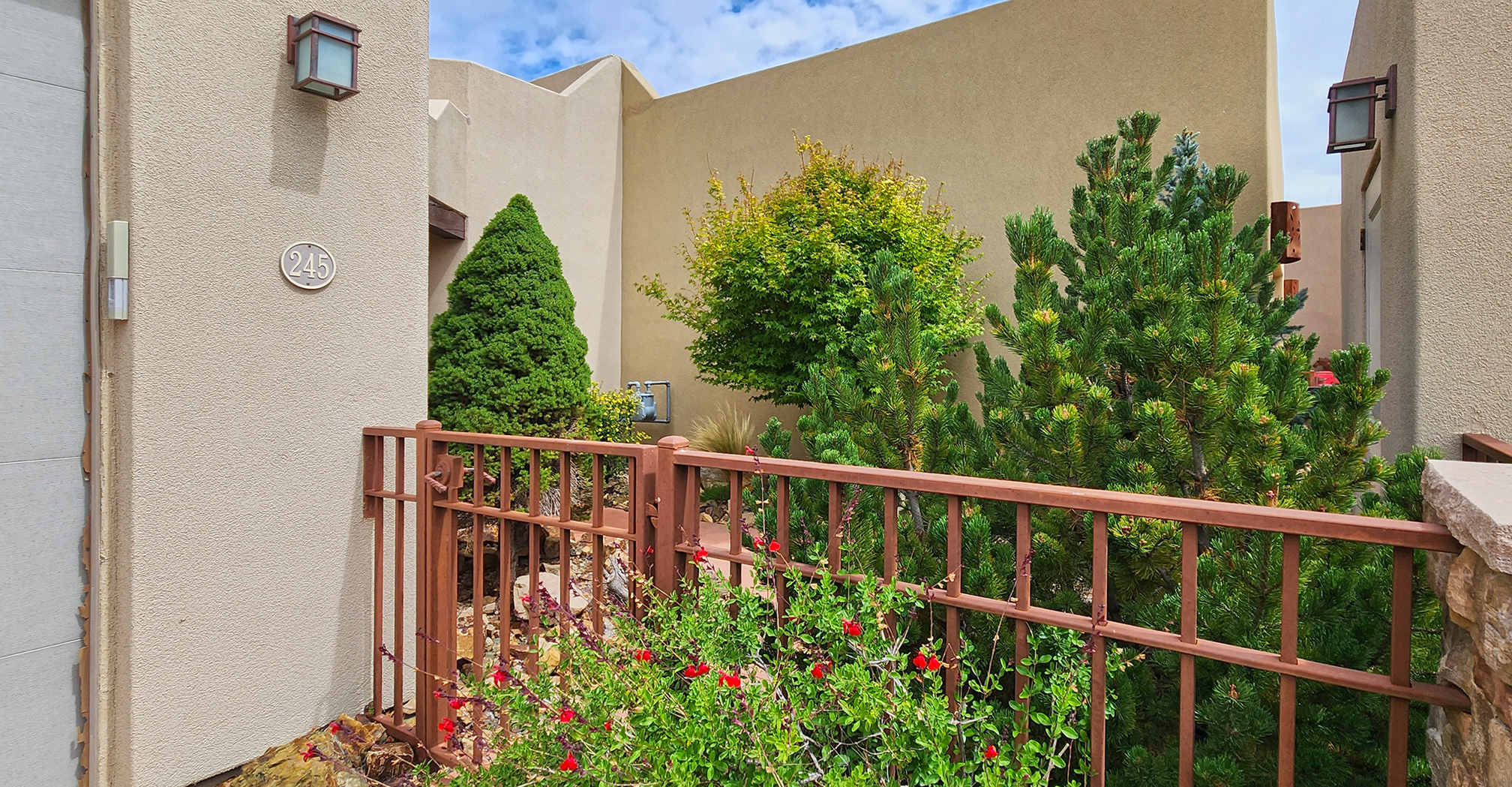 Alto, New Mexico, 88312, United States, 3 Bedrooms Bedrooms, ,3 BathroomsBathrooms,Residential,For Sale,1882409