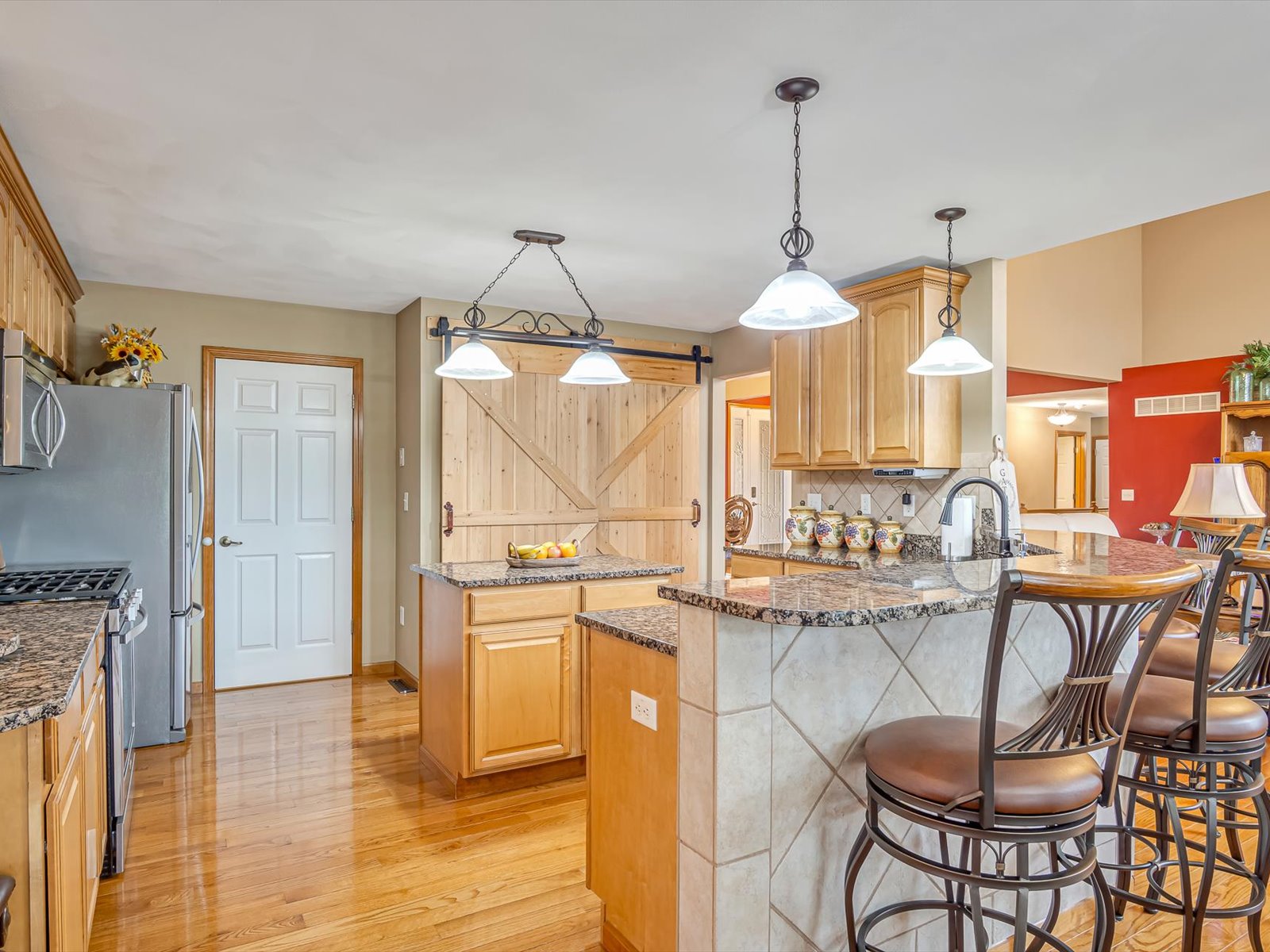 Swansea, Illinois, 62226, United States, 4 Bedrooms Bedrooms, ,4 BathroomsBathrooms,Residential,For Sale,1863975