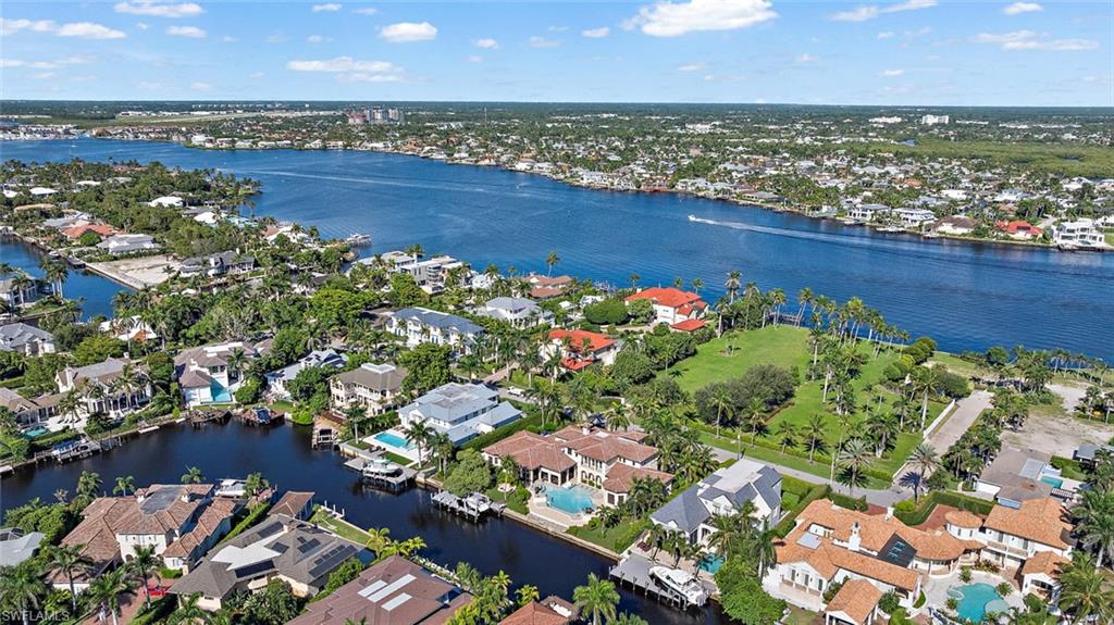 Naples, Florida, 34102, United States, 4 Bedrooms Bedrooms, ,6 BathroomsBathrooms,Residential,For Sale,2003055