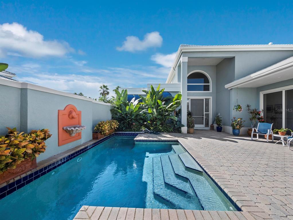 Longboat Key, Florida, 34228, United States, 3 Bedrooms Bedrooms, ,4 BathroomsBathrooms,Residential,For Sale,1988041