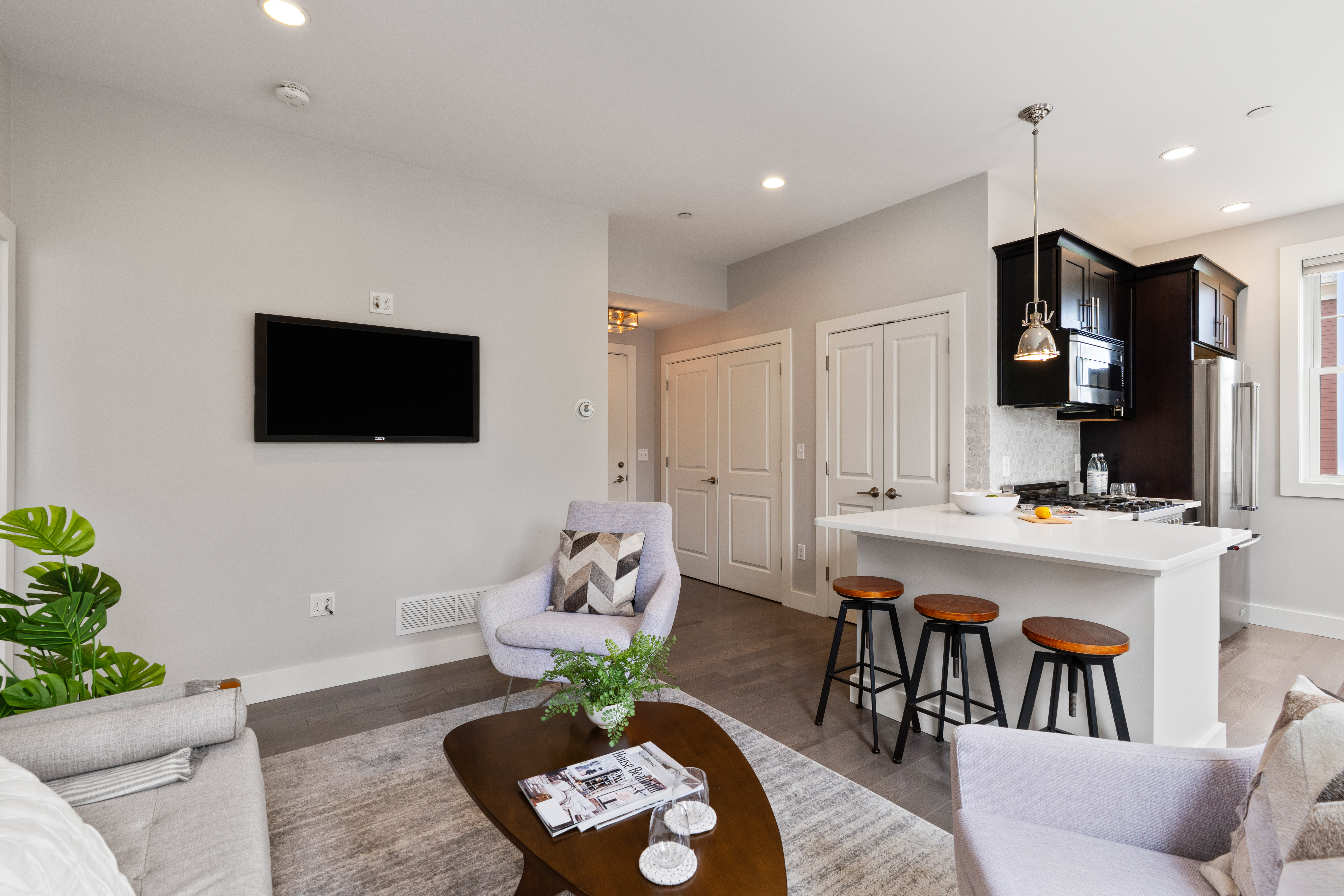  57 Pitman St, Somerville, MA, 02143 - 物件實景
