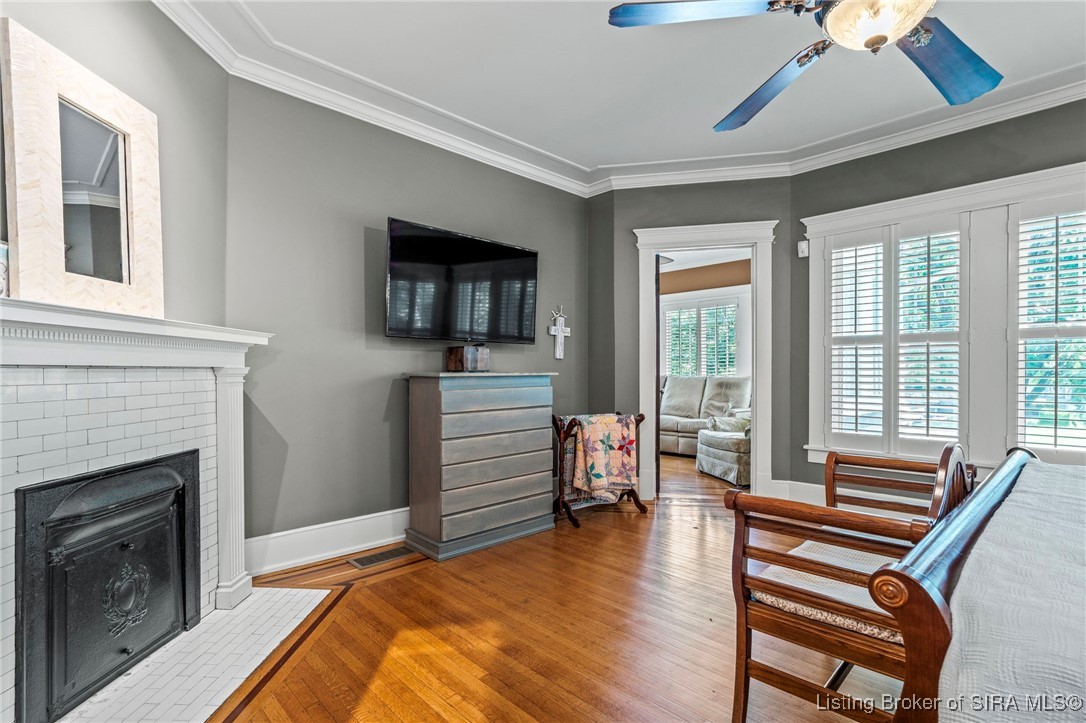 Jeffersonville, Indiana, 47130, United States, 4 Bedrooms Bedrooms, ,4 BathroomsBathrooms,Residential,For Sale,1897686