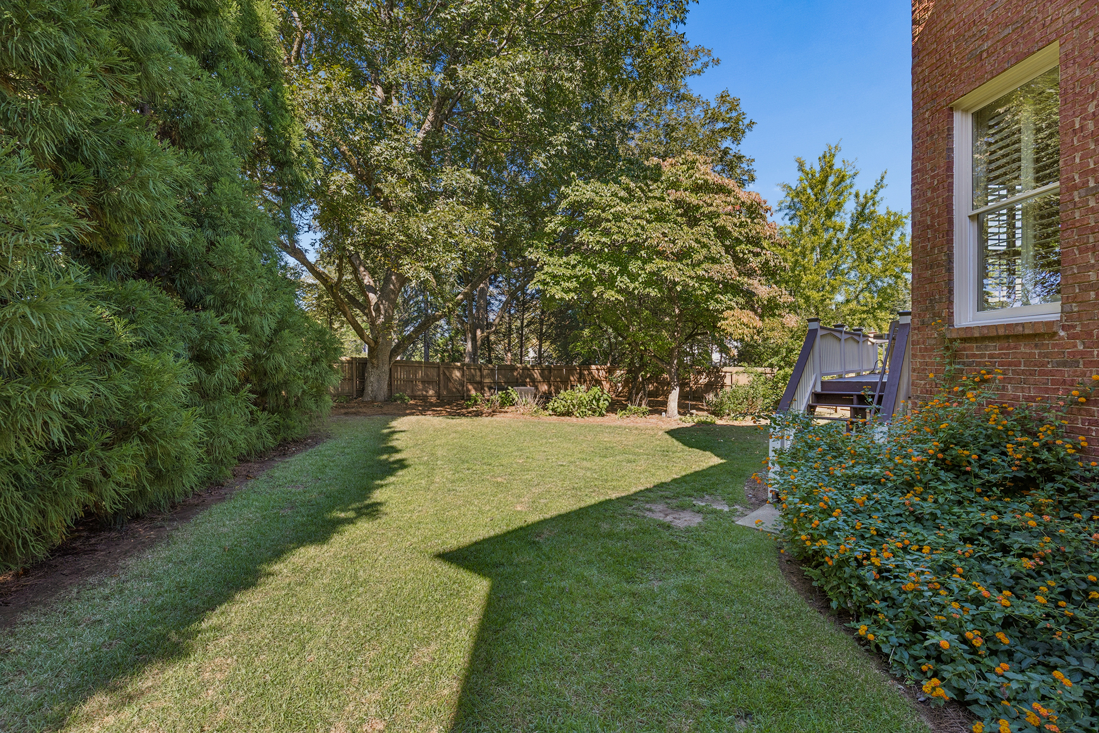  Ideally Located Within One Mile of Roswell’s Beloved Historic Canton Street - 物件實景