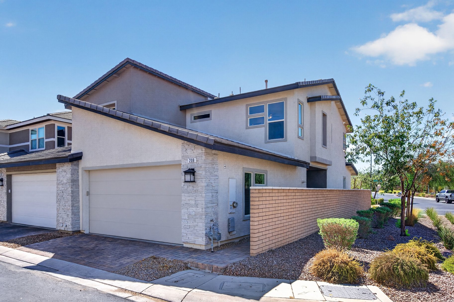  Impeccable Highly Upgraded Richmond Townhouse in Cadence - 物件實景