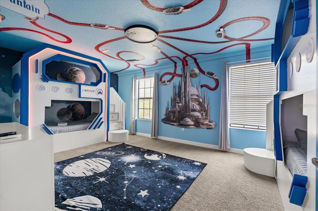 Davenport, Florida, 33896, United States, 8 Bedrooms Bedrooms, ,5 BathroomsBathrooms,Residential,For Sale,1896133